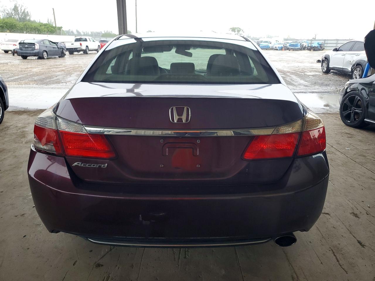 2015 Honda Accord Lx Burgundy vin: 1HGCR2F32FA209938