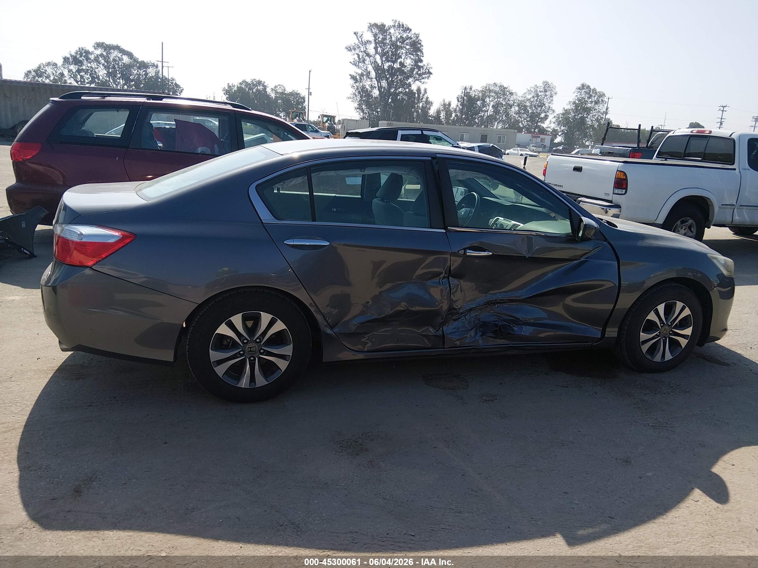 2015 Honda Accord Lx Gray vin: 1HGCR2F32FA240591