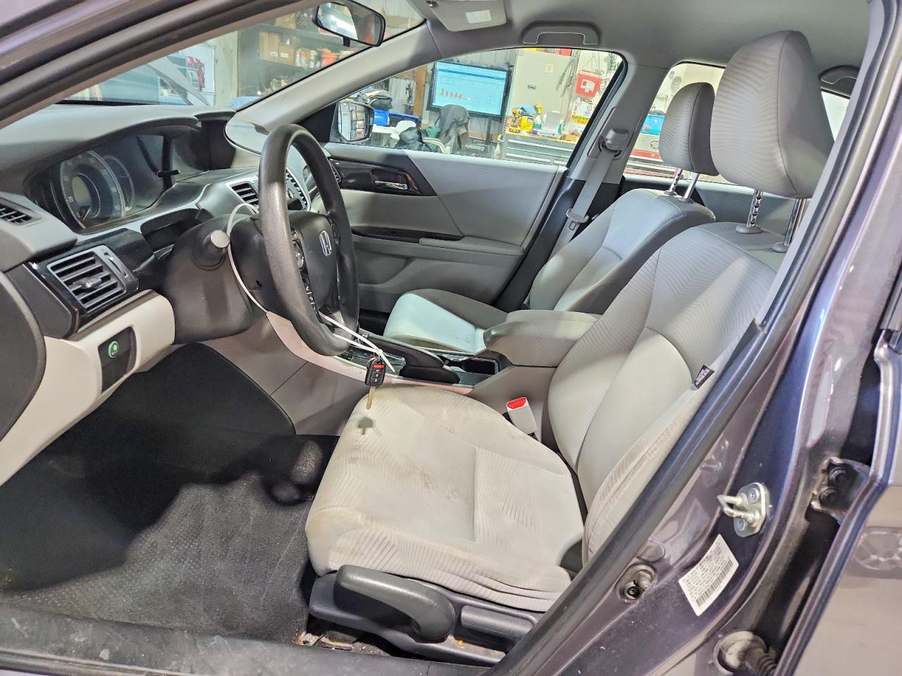 2016 Honda Accord Lx Gray vin: 1HGCR2F32GA001267