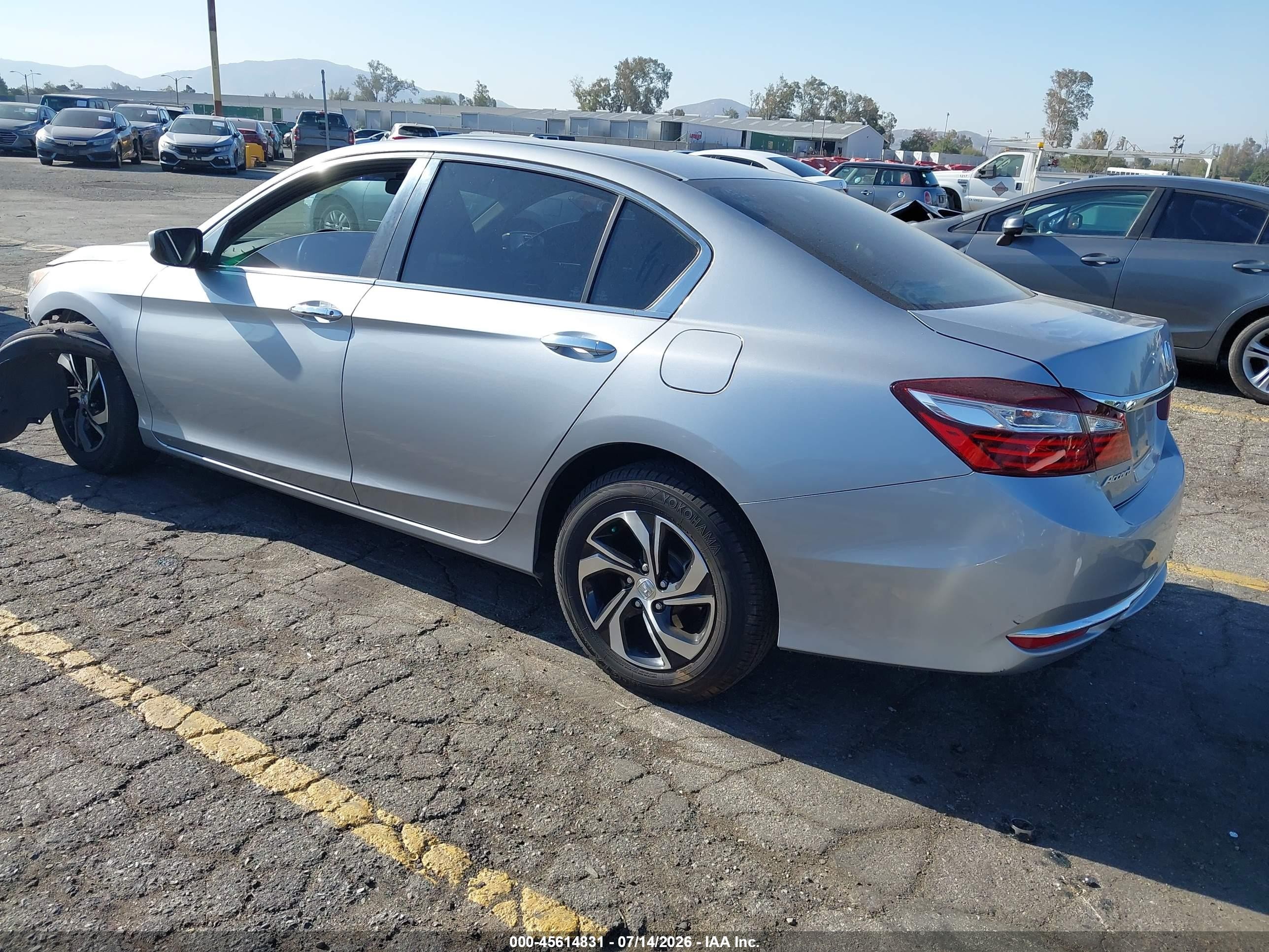 2017 Honda Accord Lx Silver vin: 1HGCR2F32HA094096