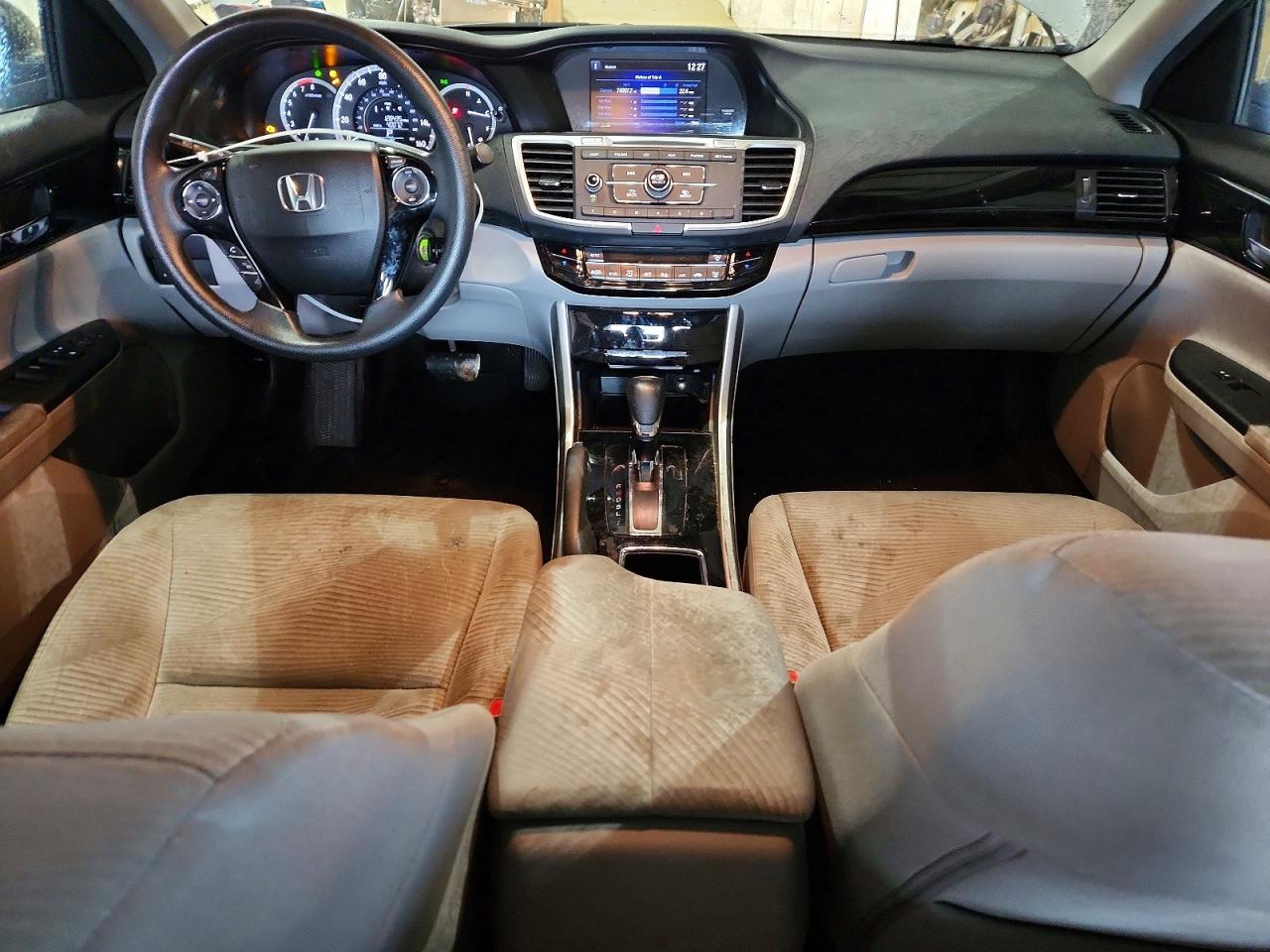 2017 Honda Accord Lx Серебряный vin: 1HGCR2F32HA287462