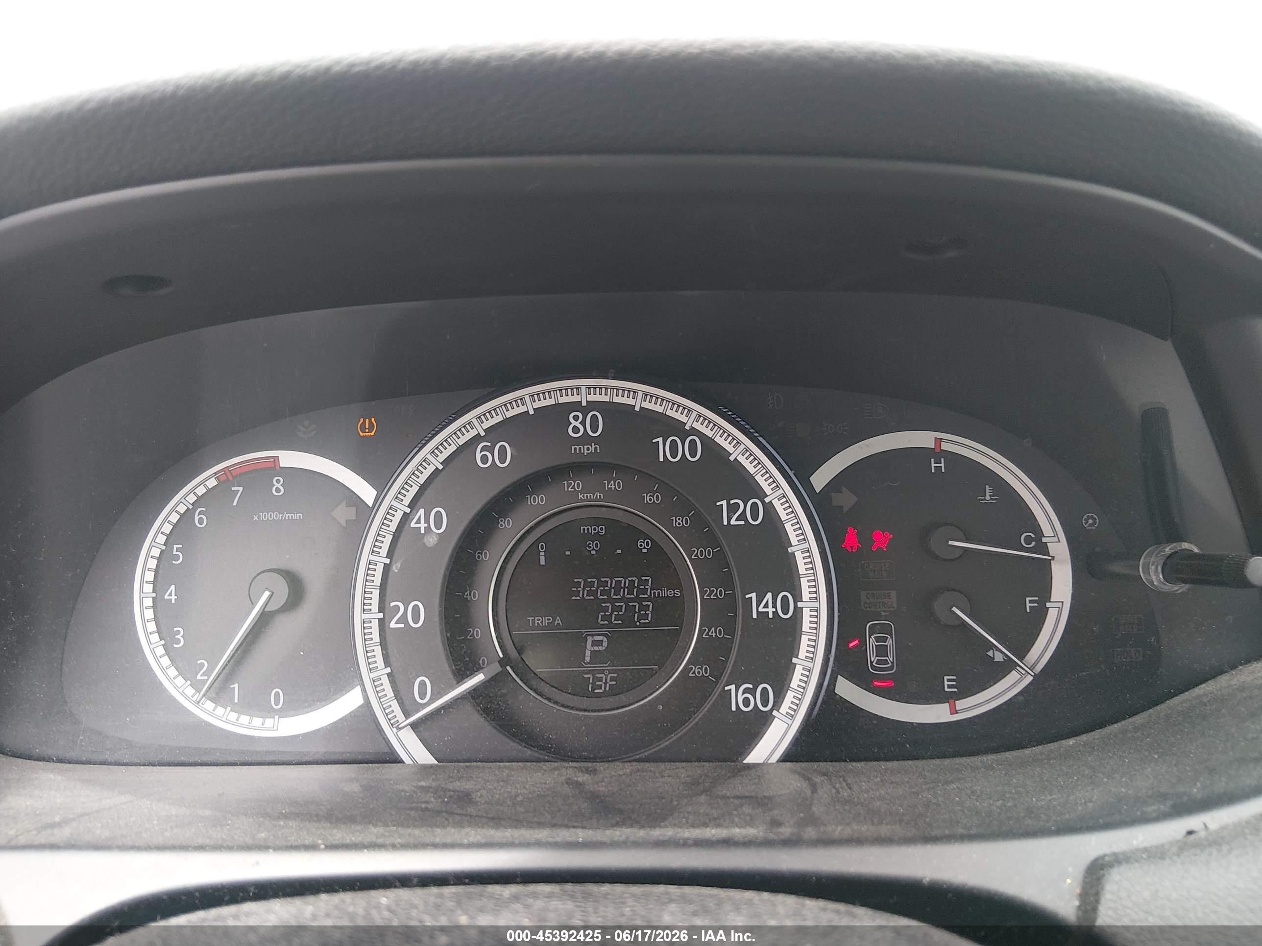 2013 Honda Accord Lx Silver vin: 1HGCR2F33DA026822