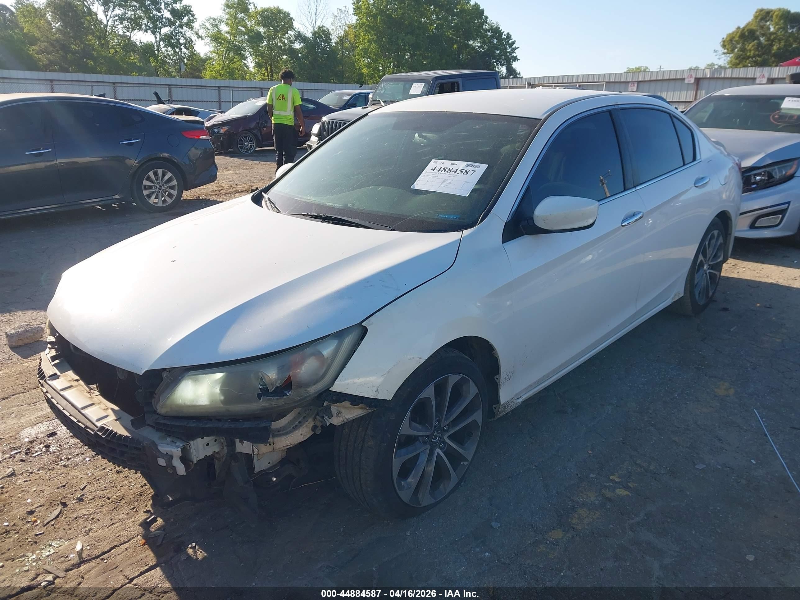2013 Honda Accord Lx White vin: 1HGCR2F33DA076068
