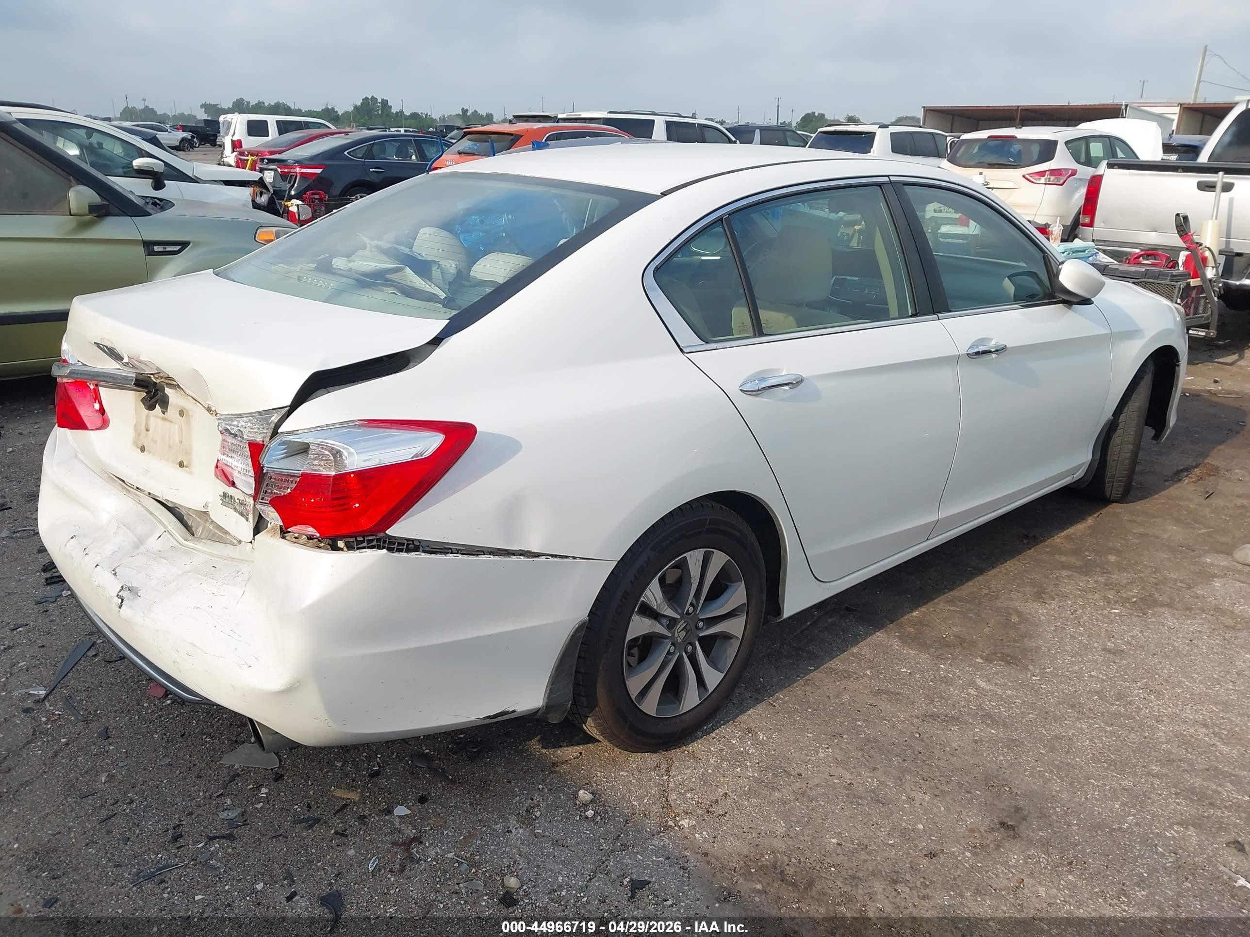 2013 Honda Accord Lx White vin: 1HGCR2F33DA097955