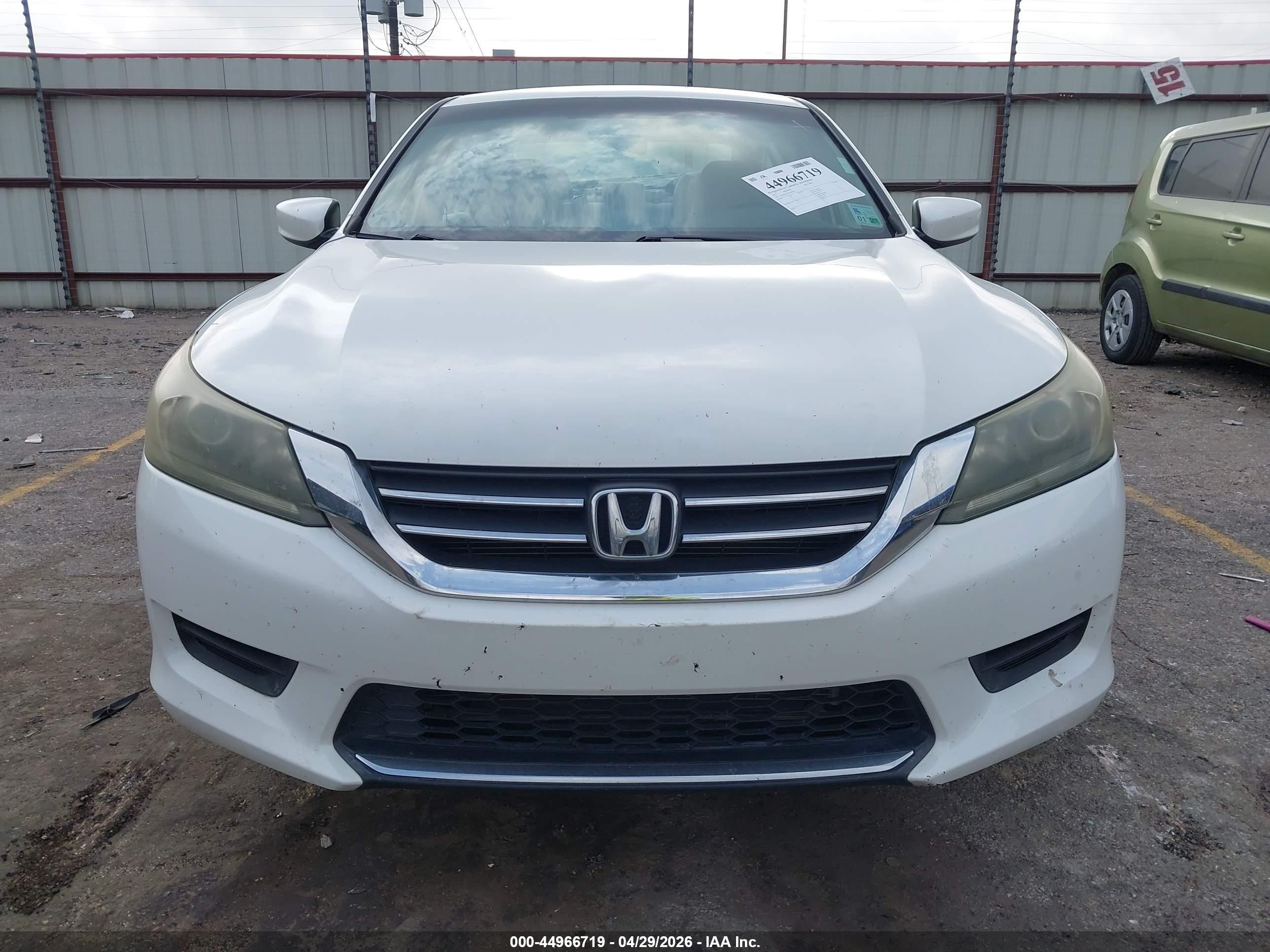 2013 Honda Accord Lx White vin: 1HGCR2F33DA097955