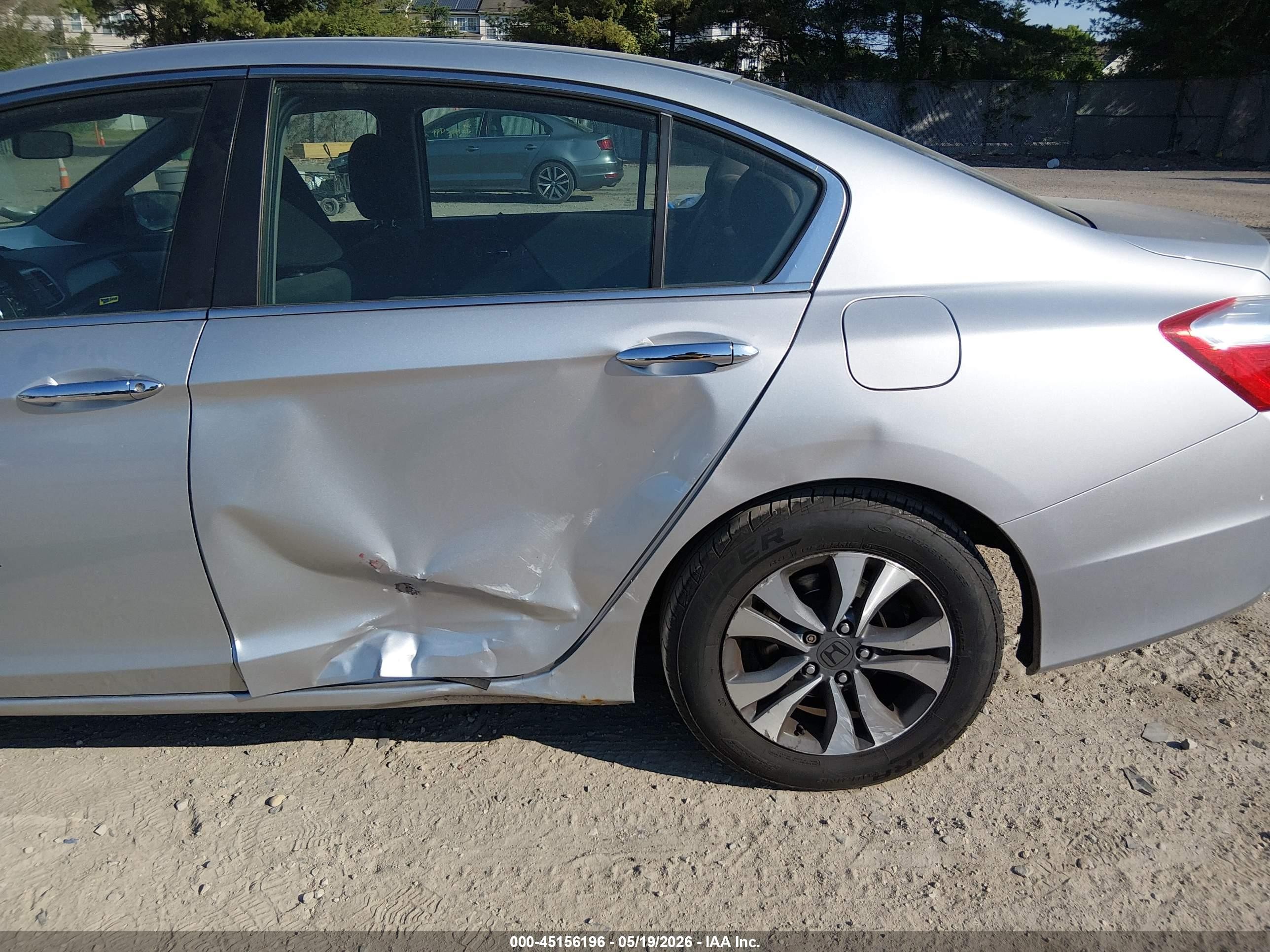 2013 Honda Accord Lx Silver vin: 1HGCR2F33DA114768