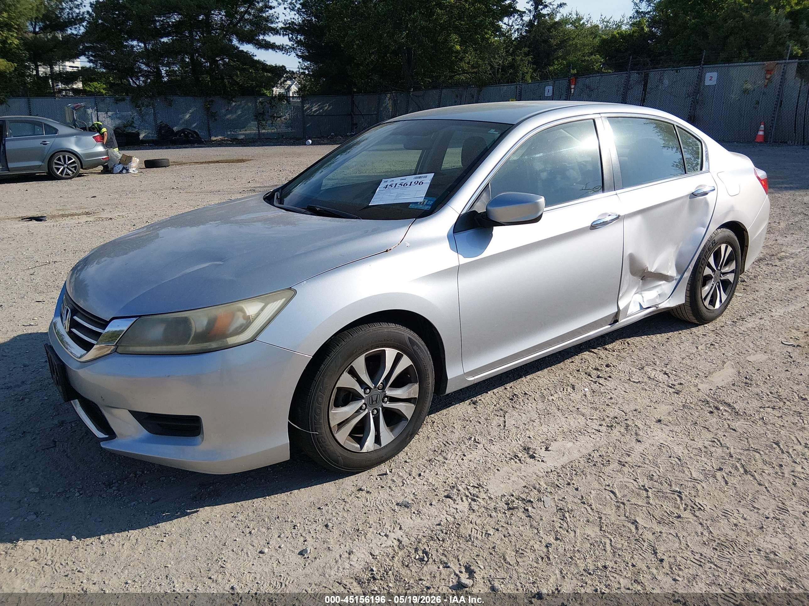 2013 Honda Accord Lx Silver vin: 1HGCR2F33DA114768