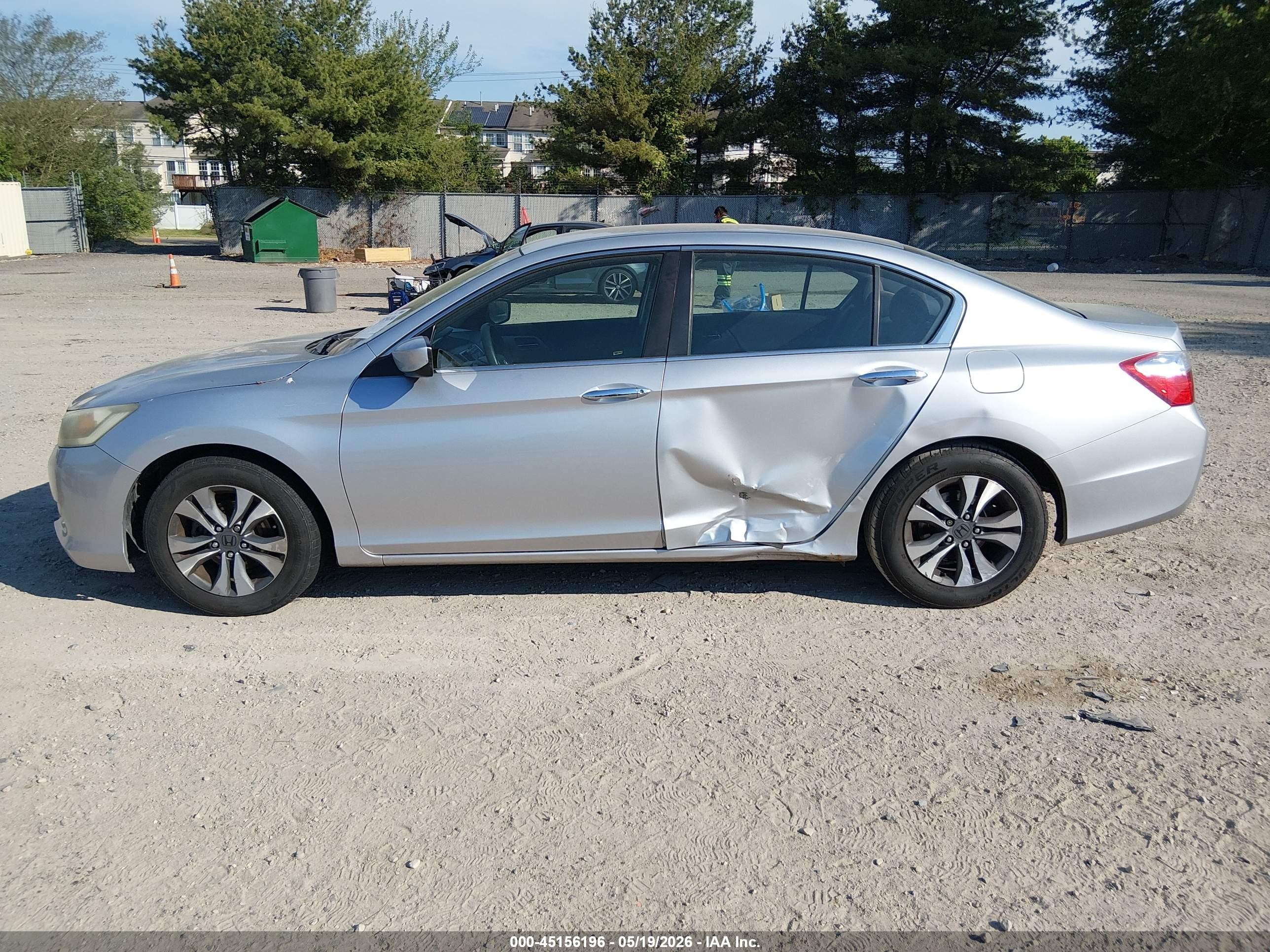 2013 Honda Accord Lx Silver vin: 1HGCR2F33DA114768
