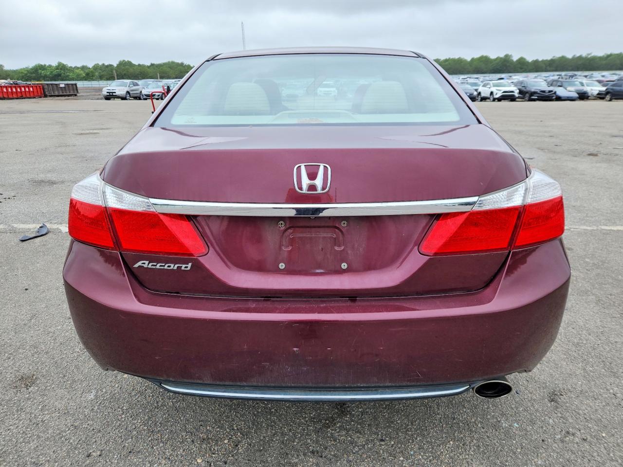 2013 Honda Accord Lx Burgundy vin: 1HGCR2F33DA135846