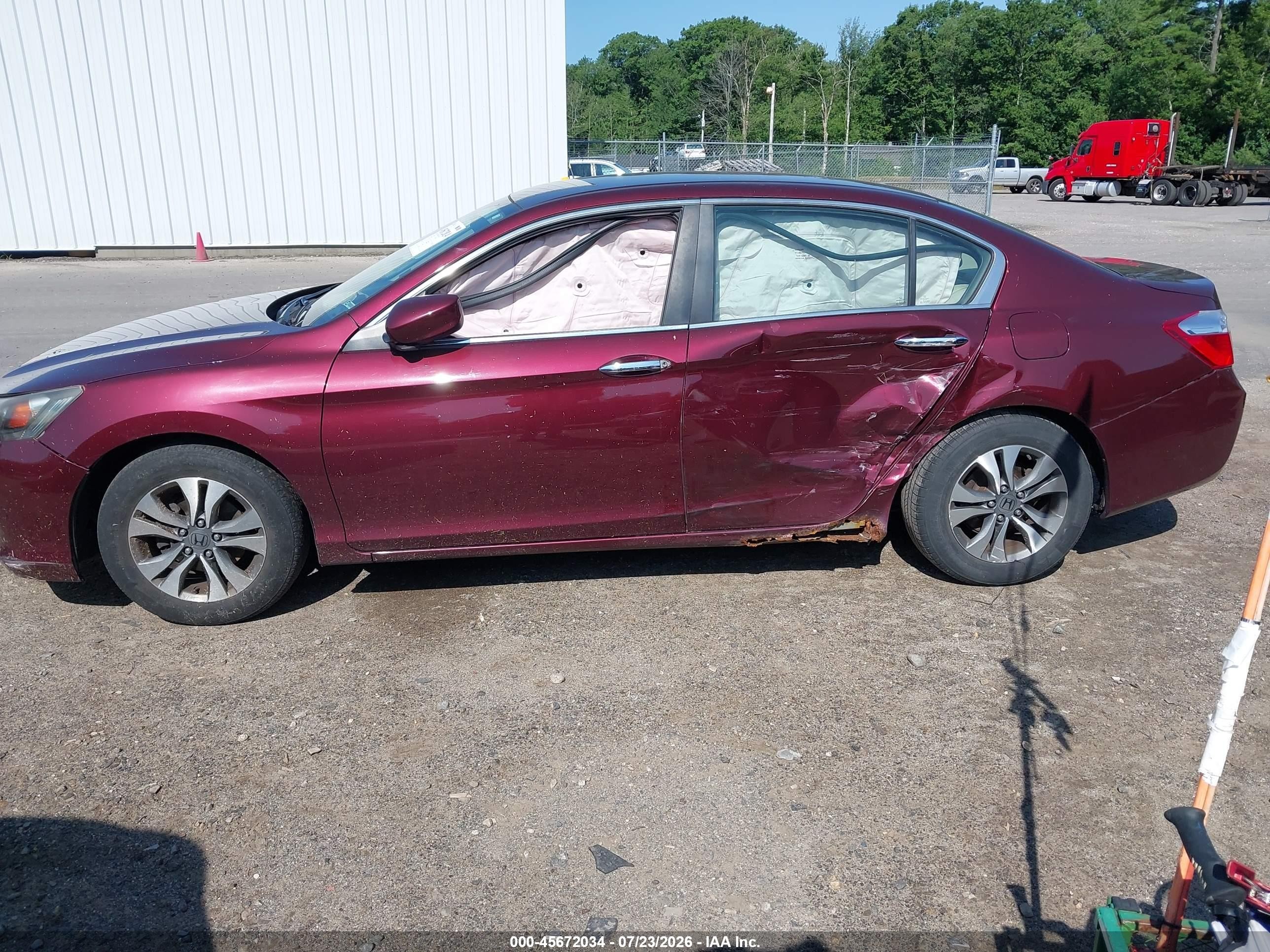 2013 Honda Accord Lx Red vin: 1HGCR2F33DA187798
