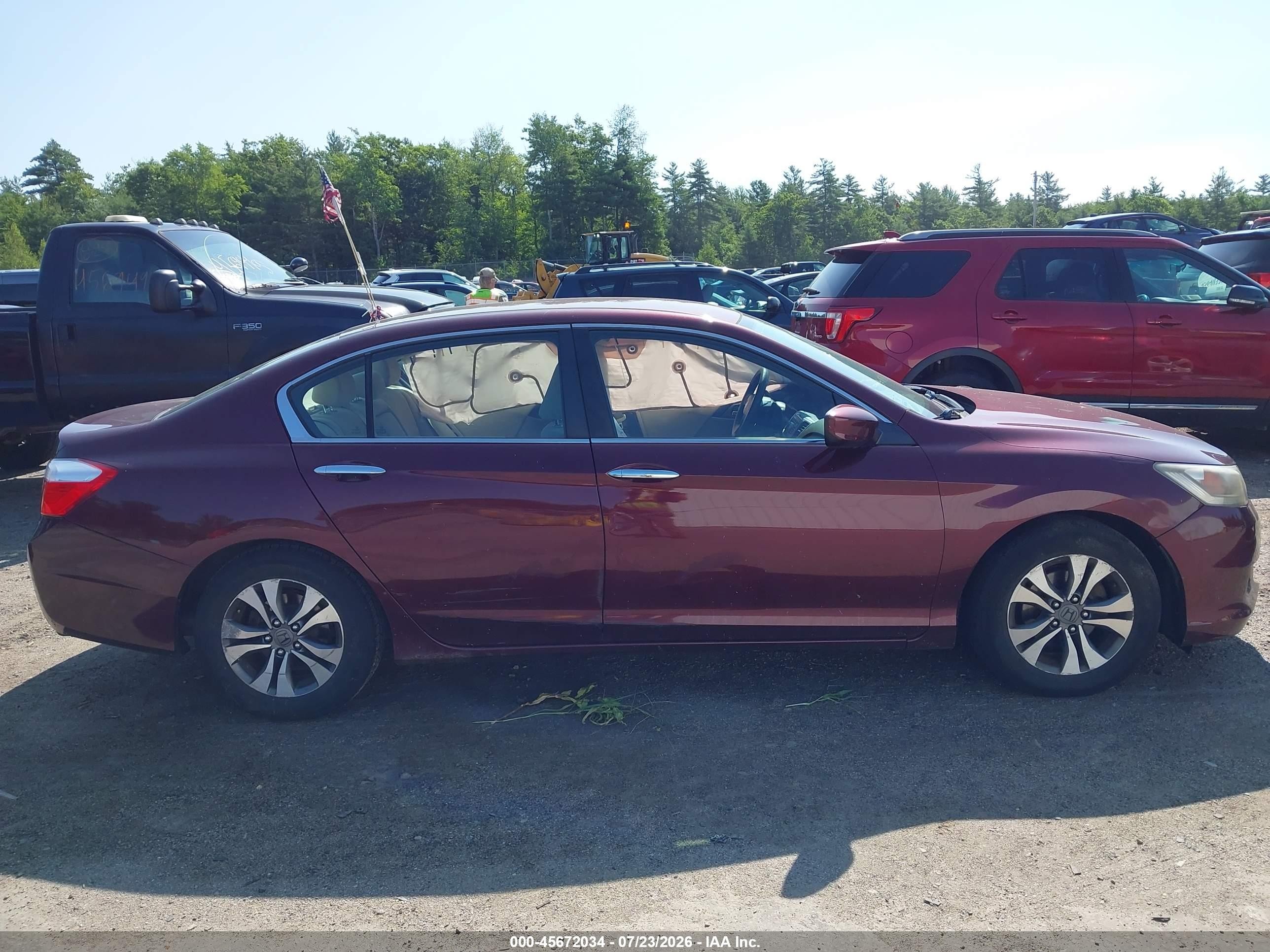 2013 Honda Accord Lx Red vin: 1HGCR2F33DA187798