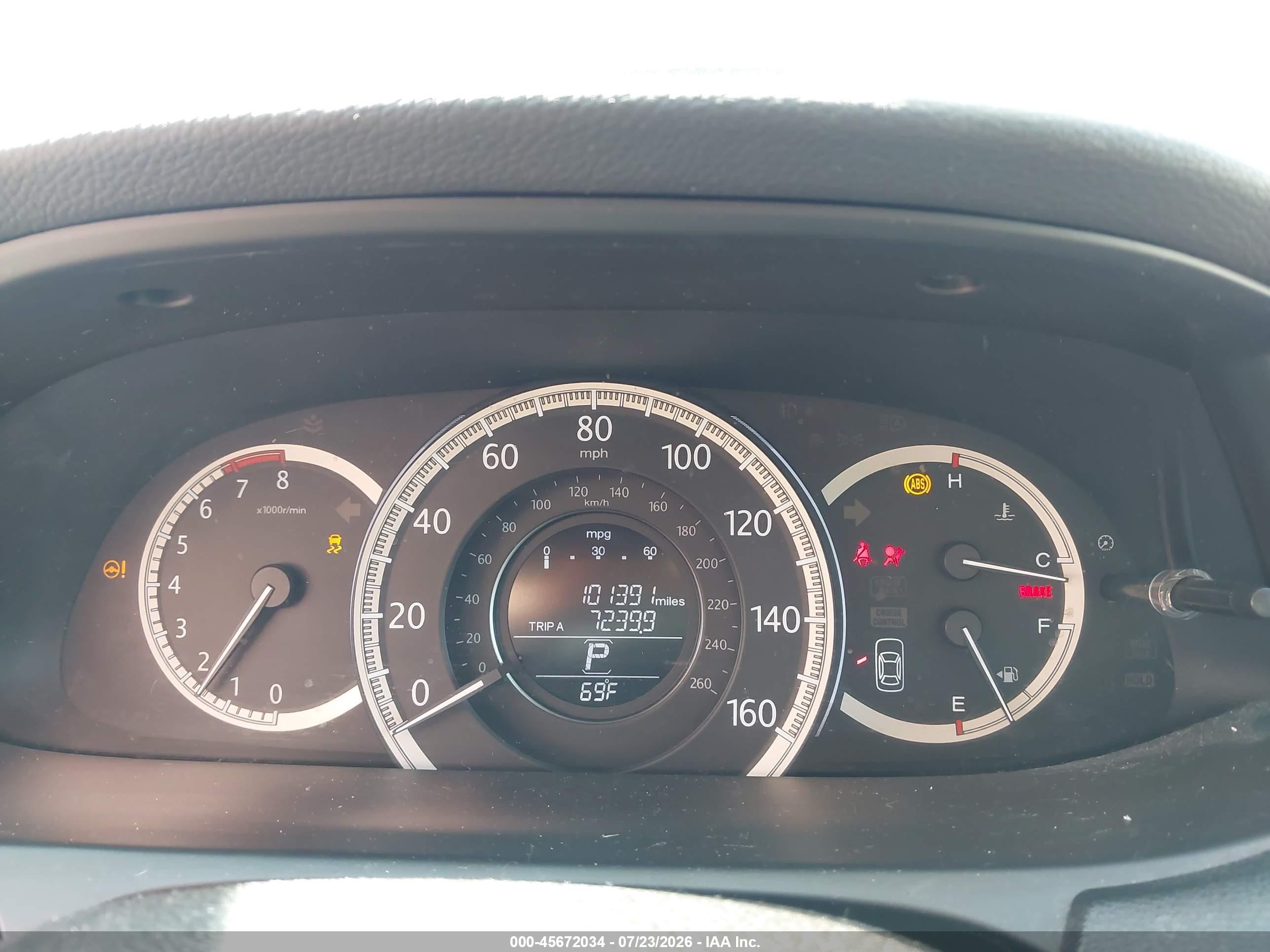 2013 Honda Accord Lx Red vin: 1HGCR2F33DA187798