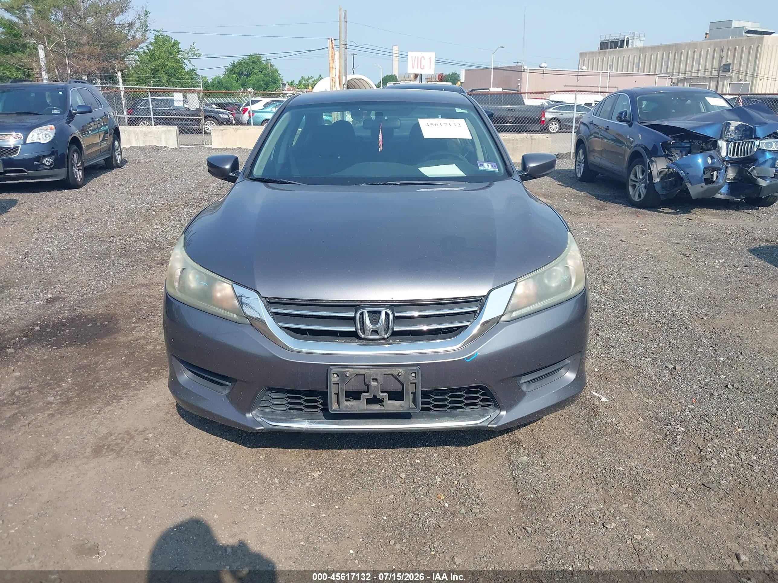 2013 Honda Accord Lx Gray vin: 1HGCR2F33DA282149