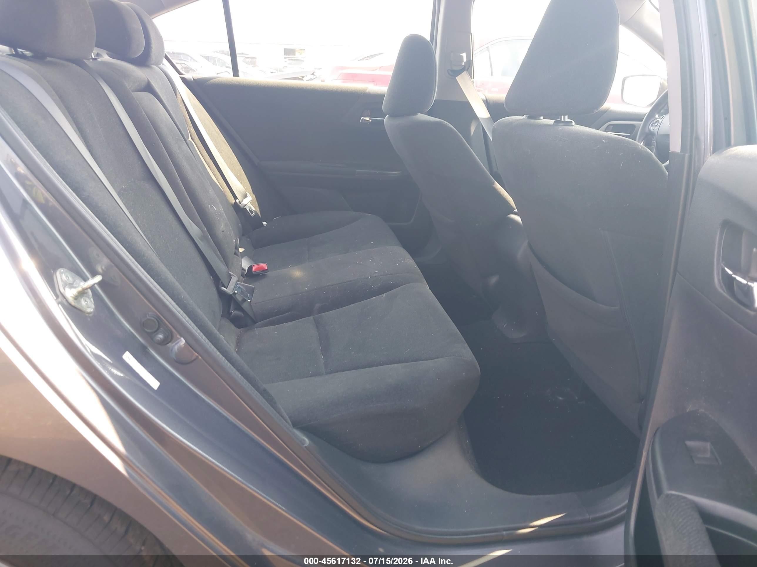 2013 Honda Accord Lx Gray vin: 1HGCR2F33DA282149