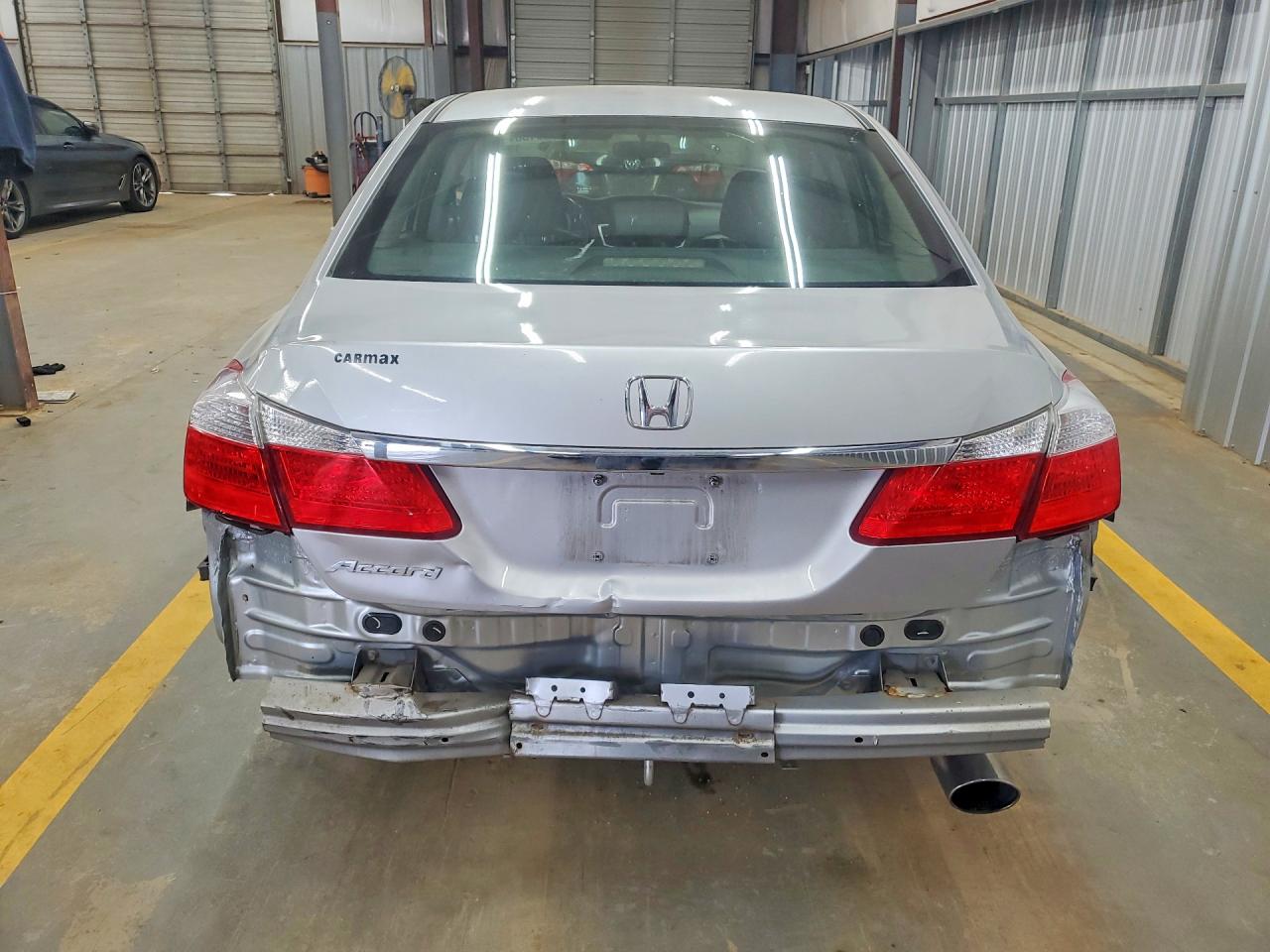 2014 Honda Accord Lx Silver vin: 1HGCR2F33EA022142