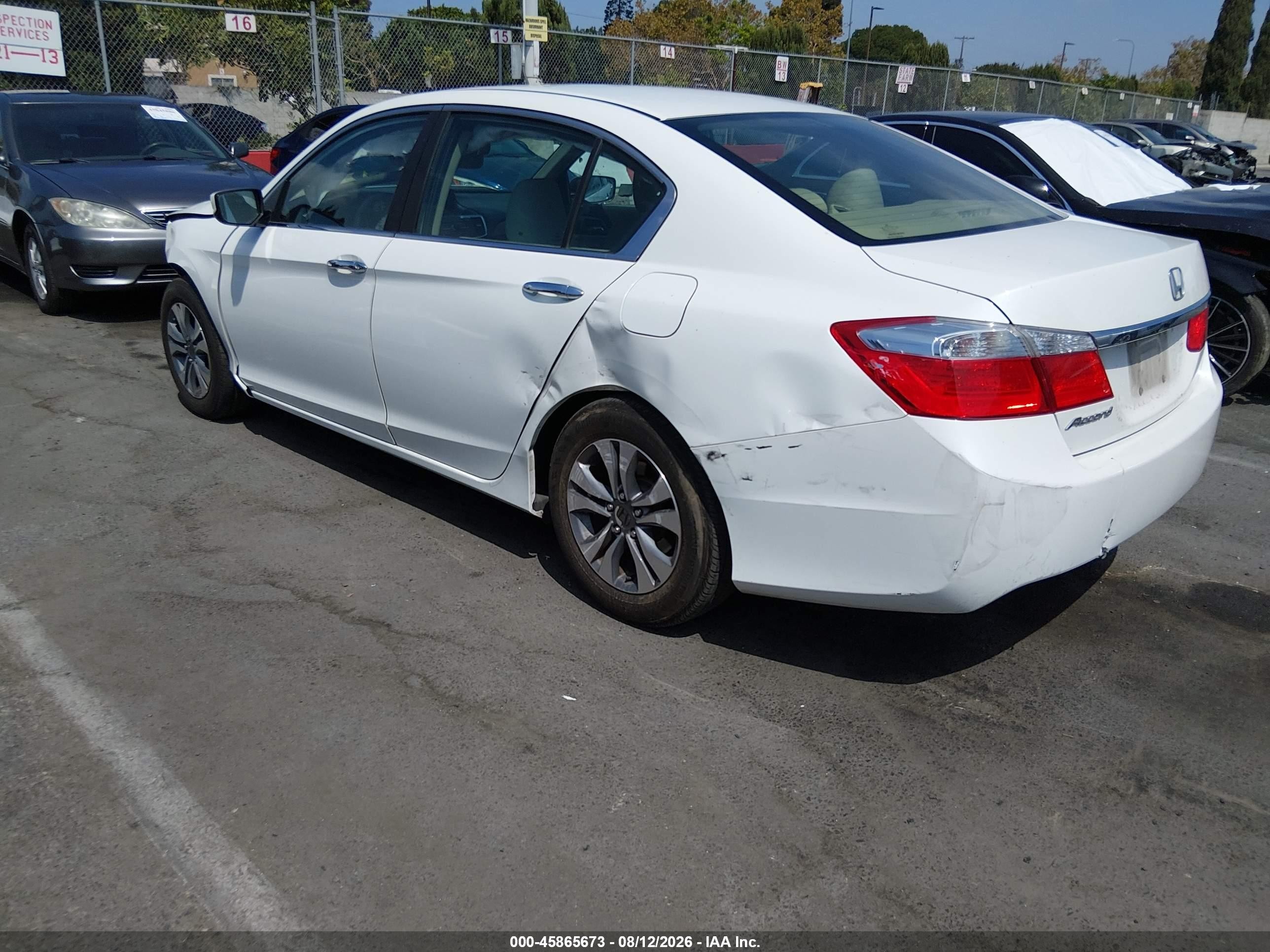 2014 Honda Accord Lx White vin: 1HGCR2F33EA196728
