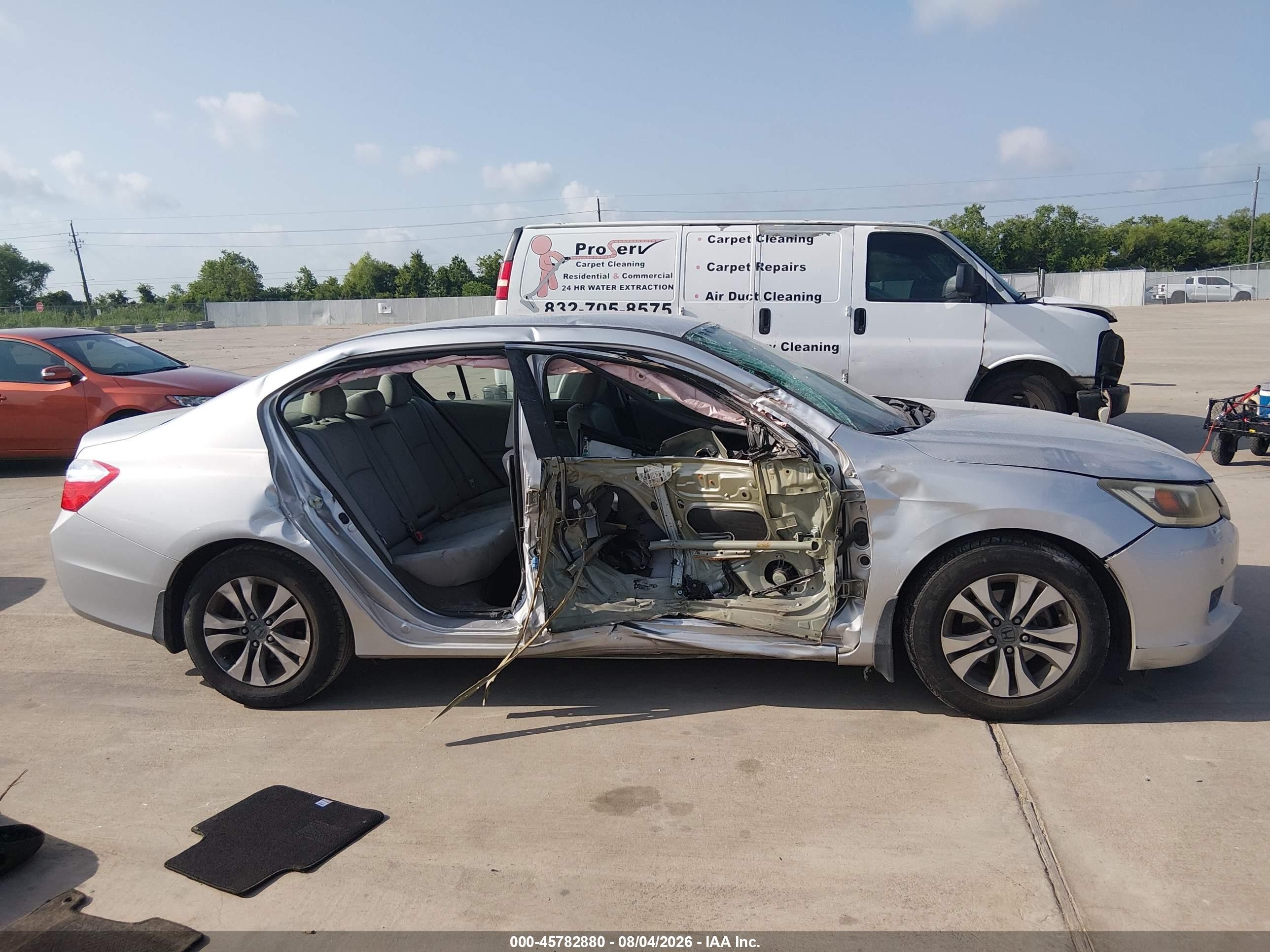 2014 Honda Accord Lx Silver vin: 1HGCR2F33EA229548