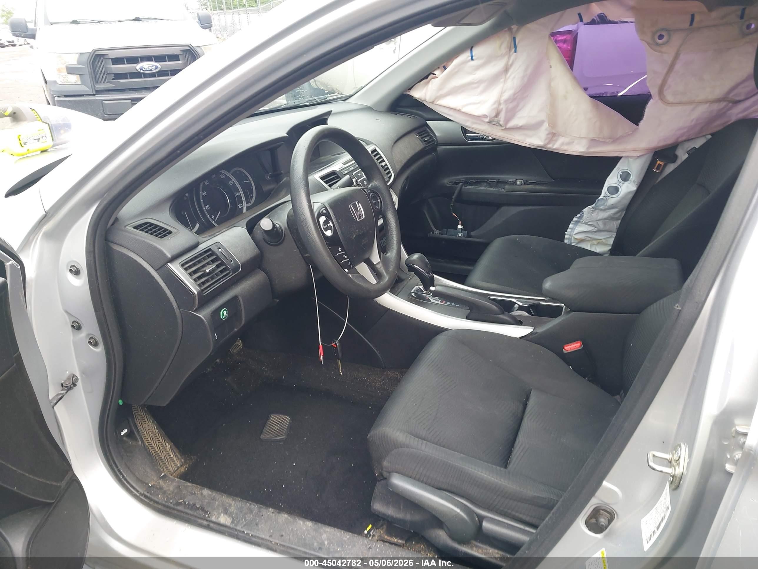2014 Honda Accord Lx Silver vin: 1HGCR2F33EA305446