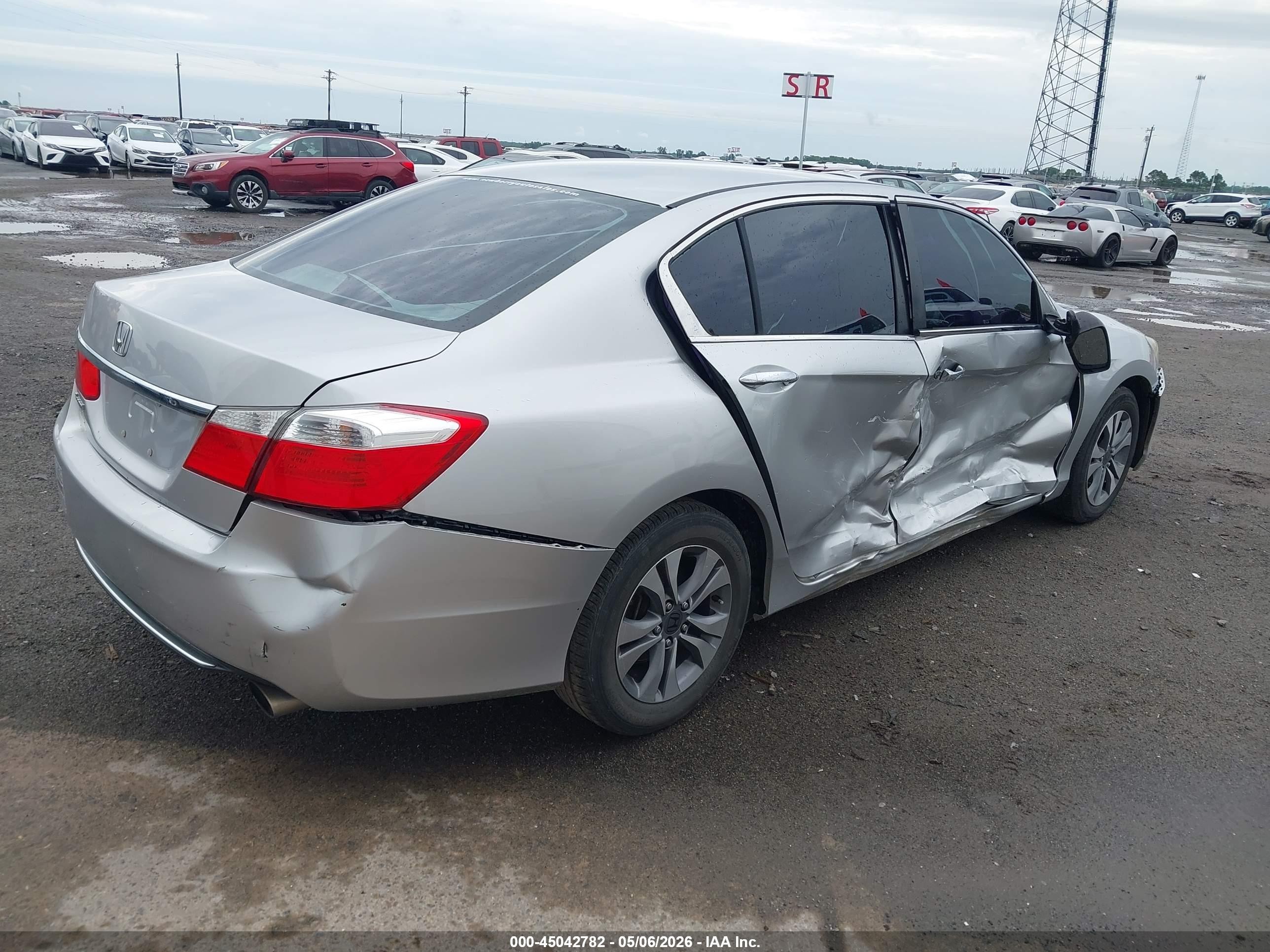 2014 Honda Accord Lx Silver vin: 1HGCR2F33EA305446