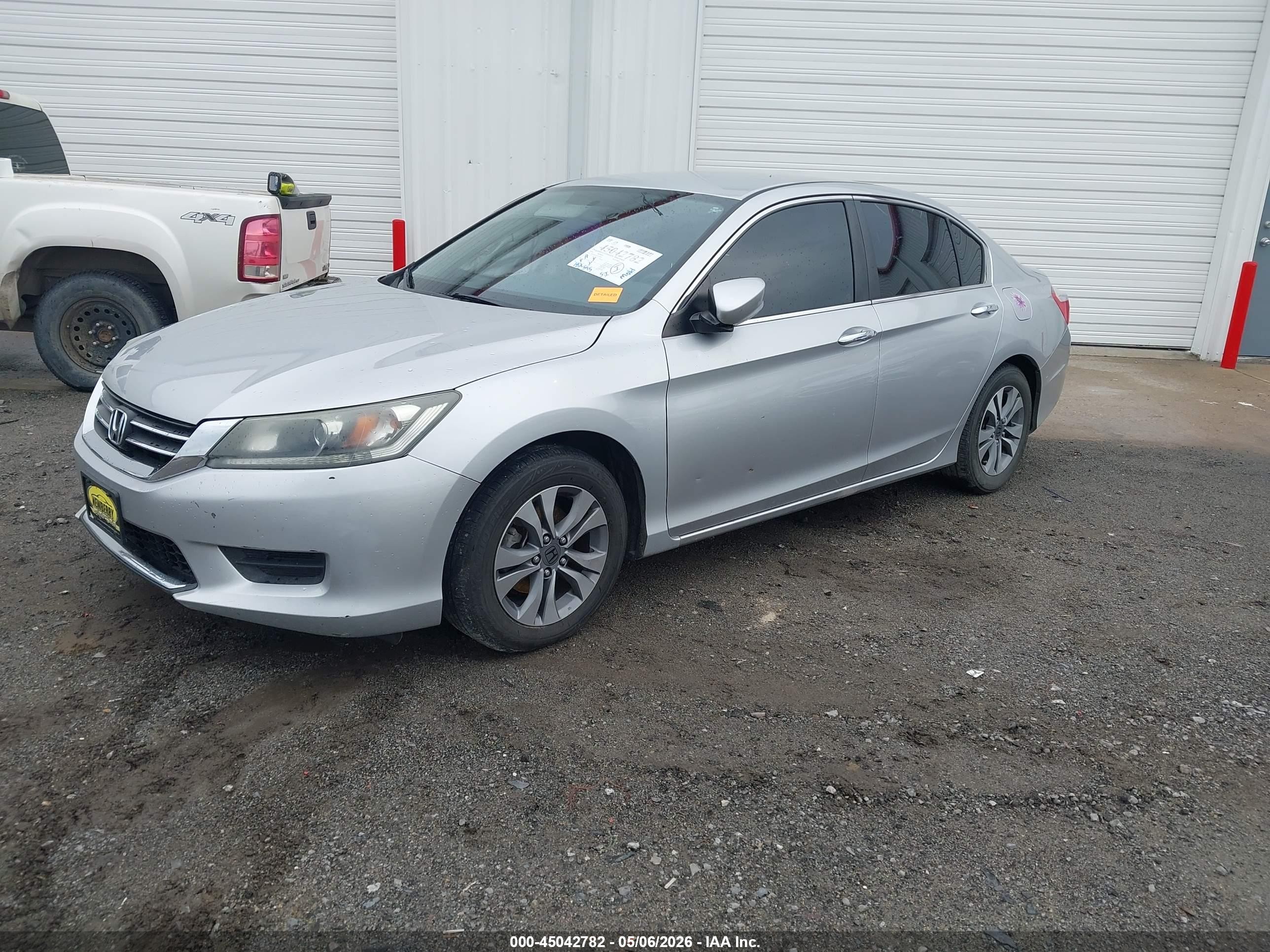 2014 Honda Accord Lx Silver vin: 1HGCR2F33EA305446