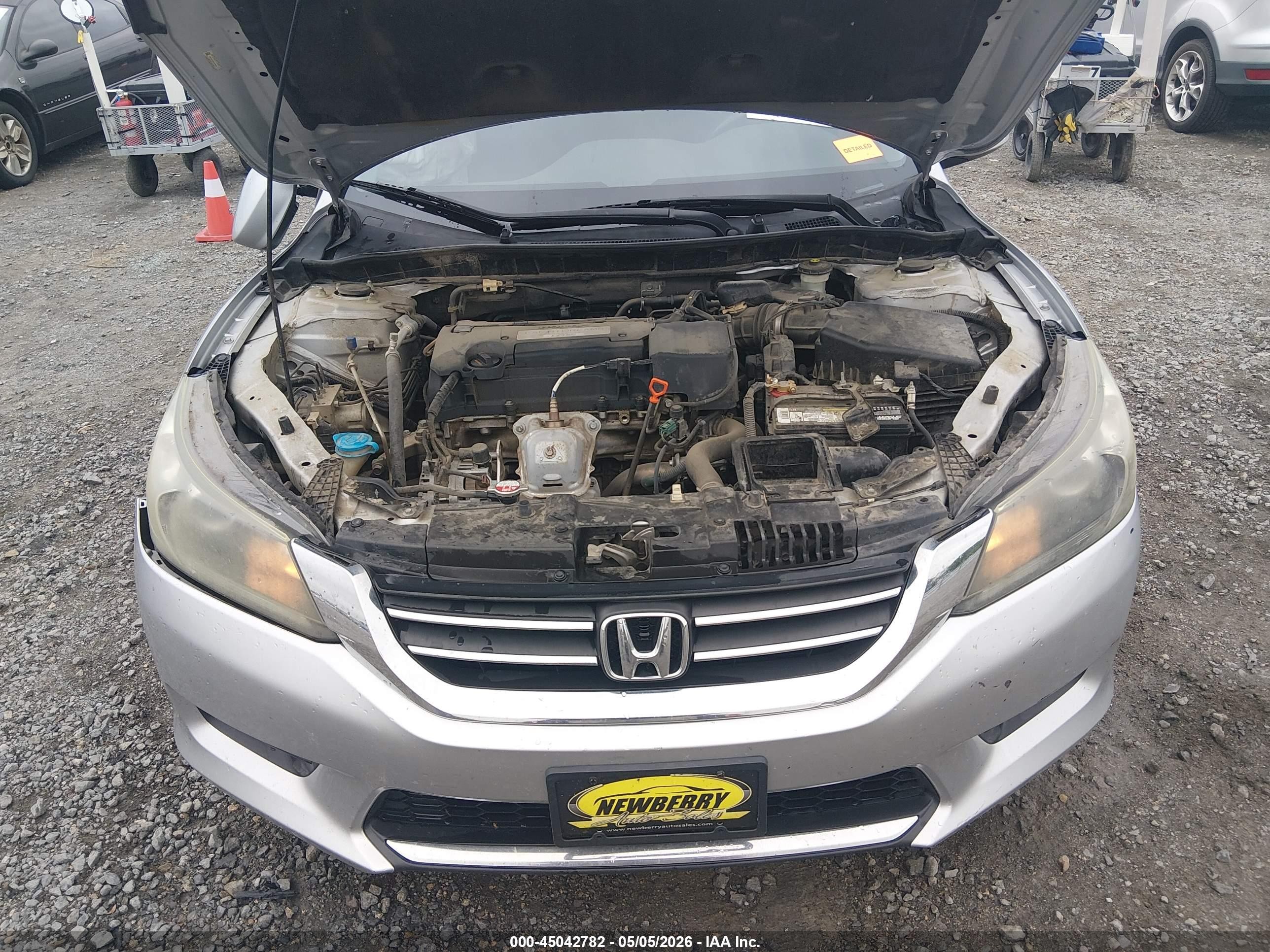 2014 Honda Accord Lx Silver vin: 1HGCR2F33EA305446