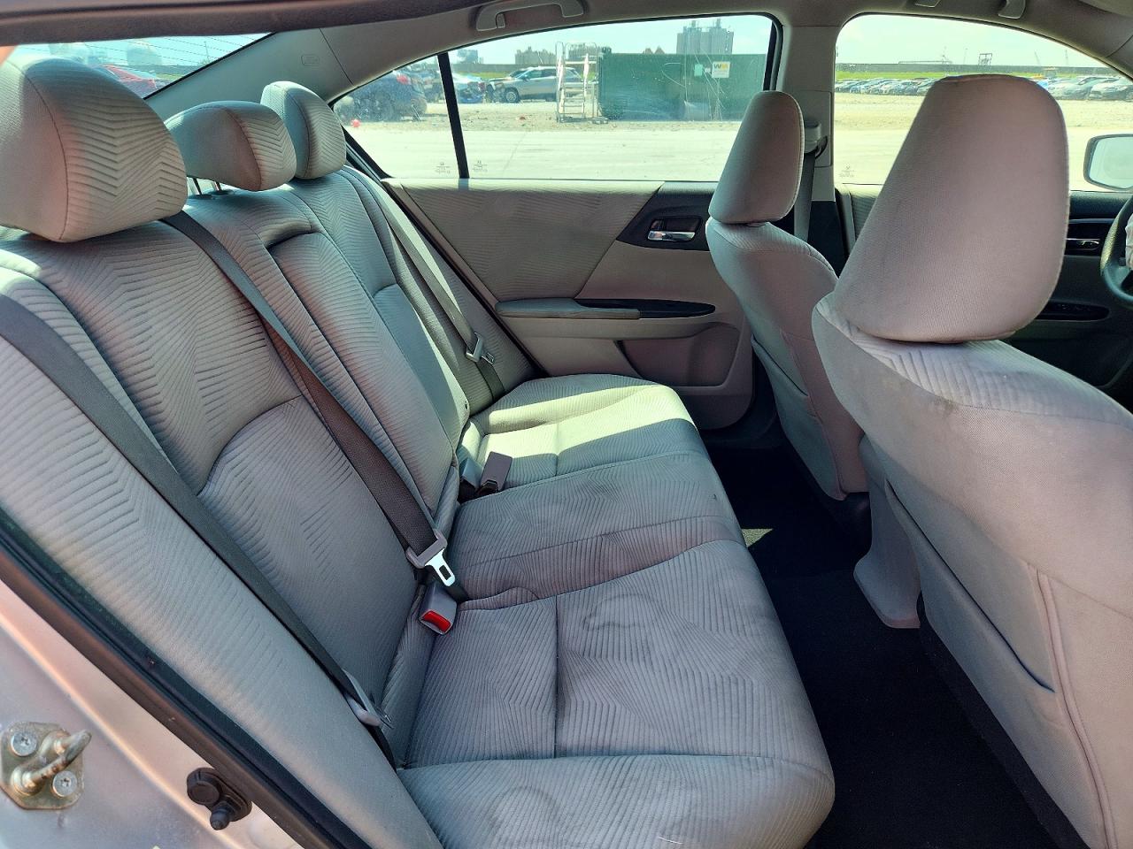 2014 Honda Accord Lx Серебряный vin: 1HGCR2F33EA306726