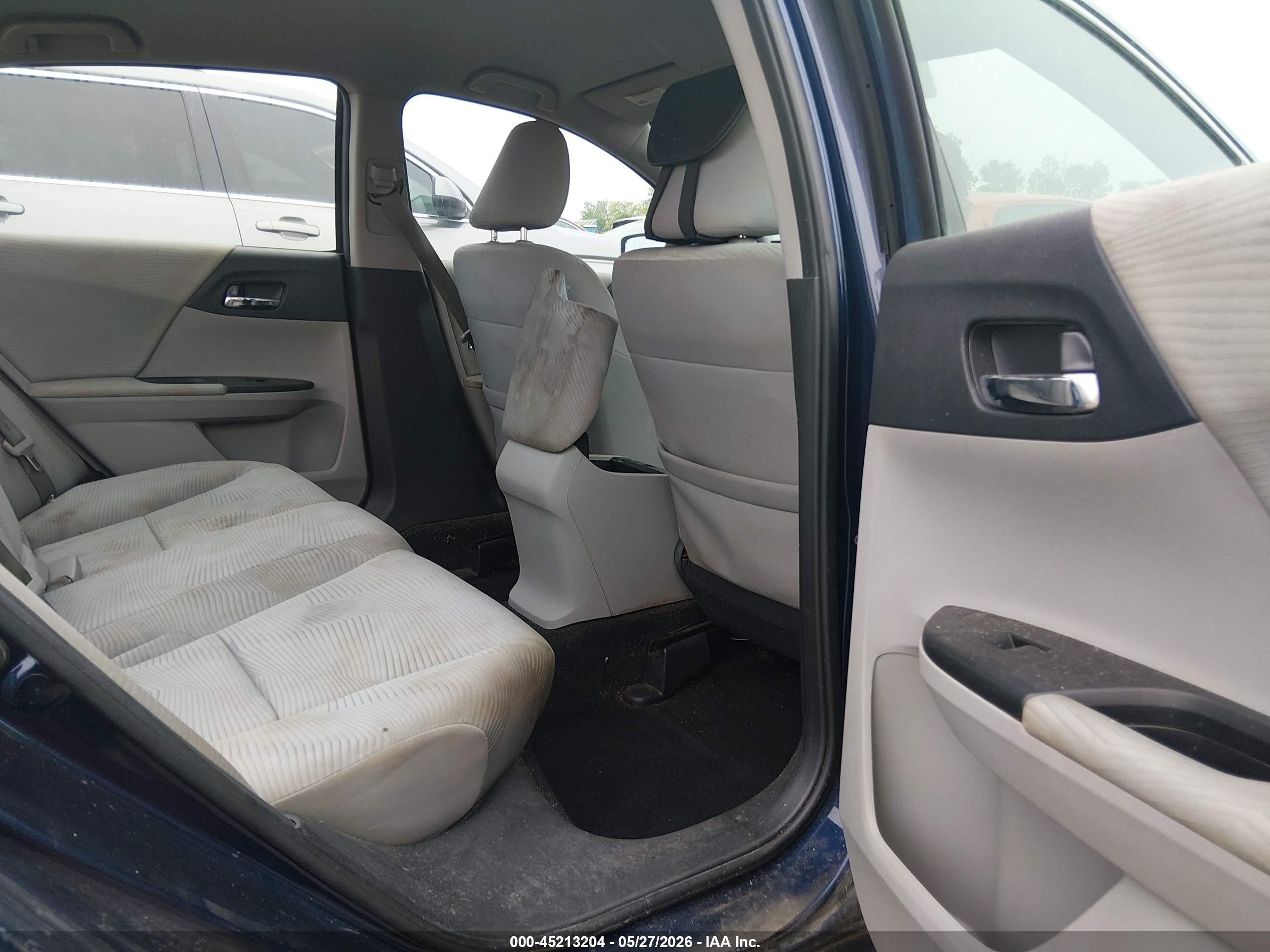 2015 Honda Accord Lx Blue vin: 1HGCR2F33FA086702