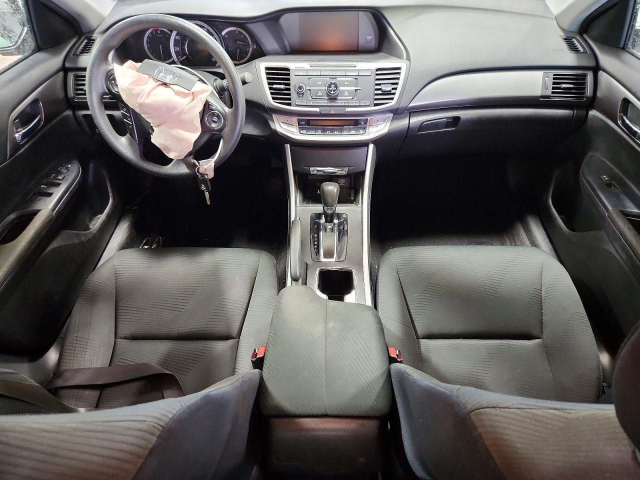 2015 Honda Accord Lx Silver vin: 1HGCR2F33FA106690