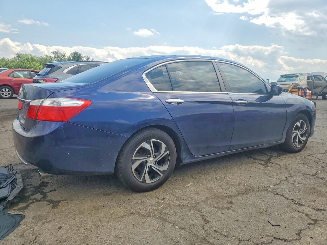 2015 Honda Accord Lx Blue vin: 1HGCR2F33FA130147