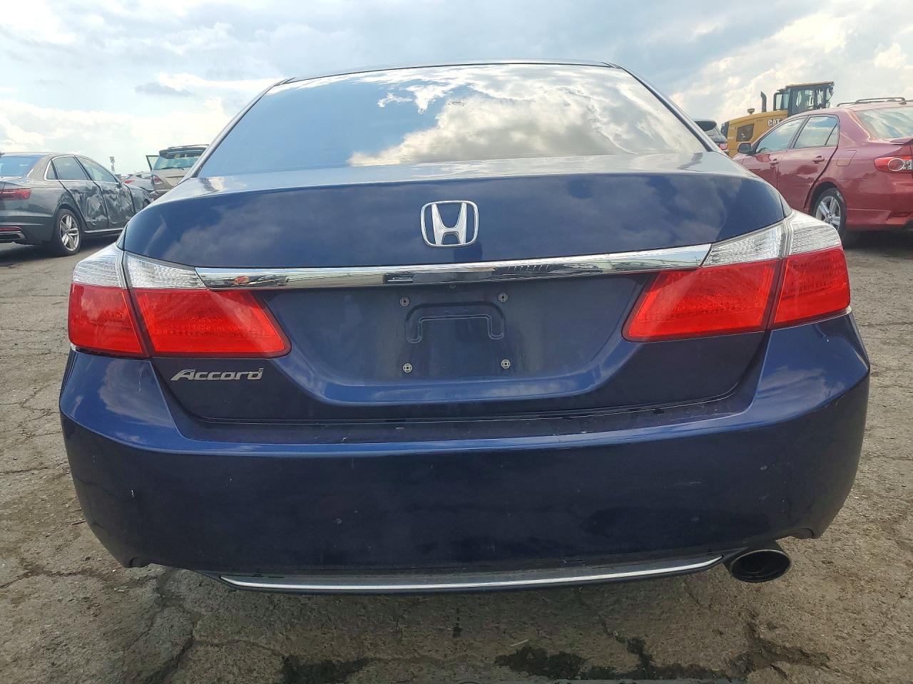 2015 Honda Accord Lx Blue vin: 1HGCR2F33FA130147