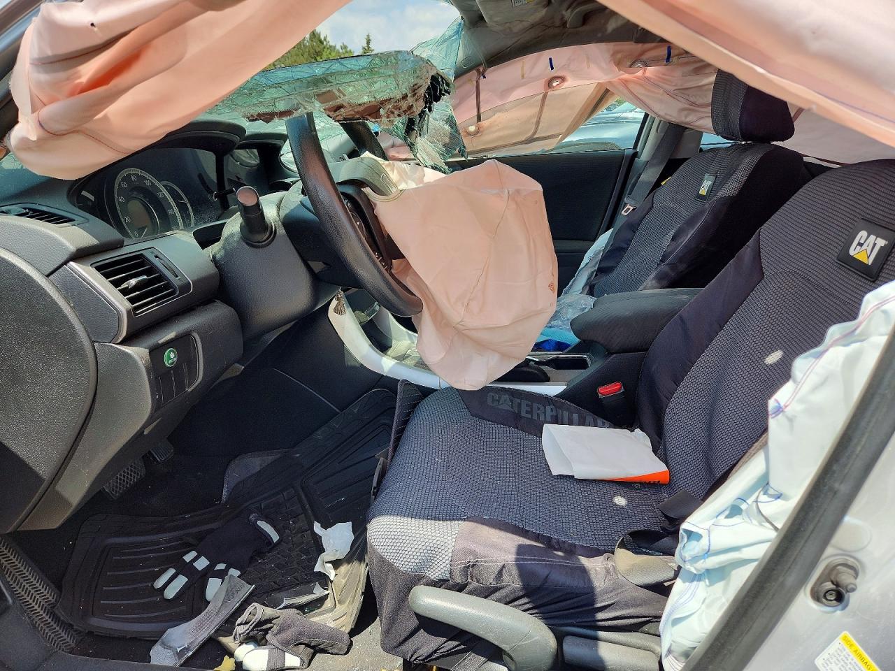 2015 Honda Accord Lx Silver vin: 1HGCR2F33FA164704