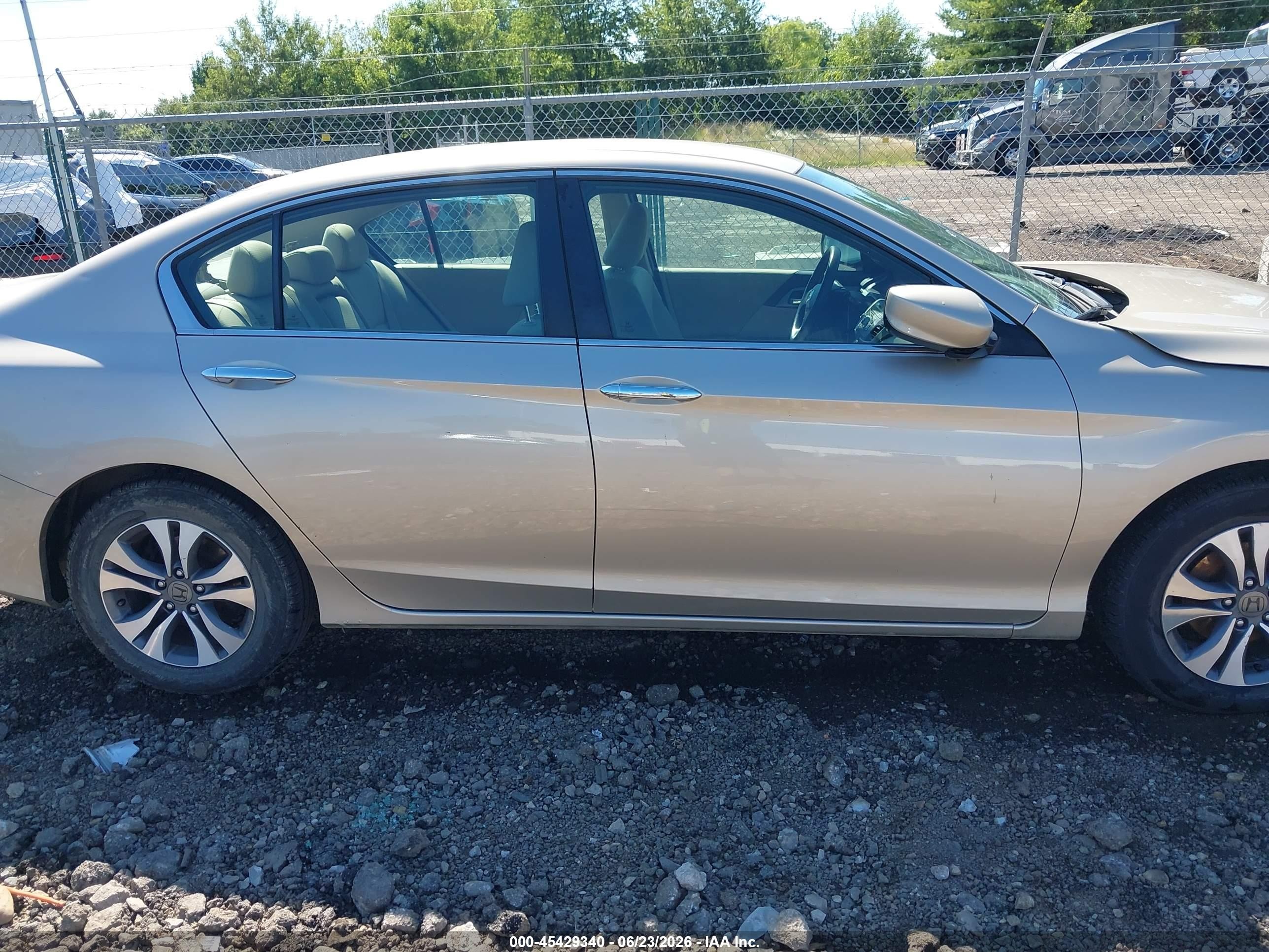 2015 Honda Accord Lx Gray vin: 1HGCR2F33FA174942