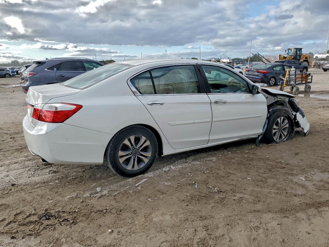 2015 Honda Accord Lx White vin: 1HGCR2F33FA217224