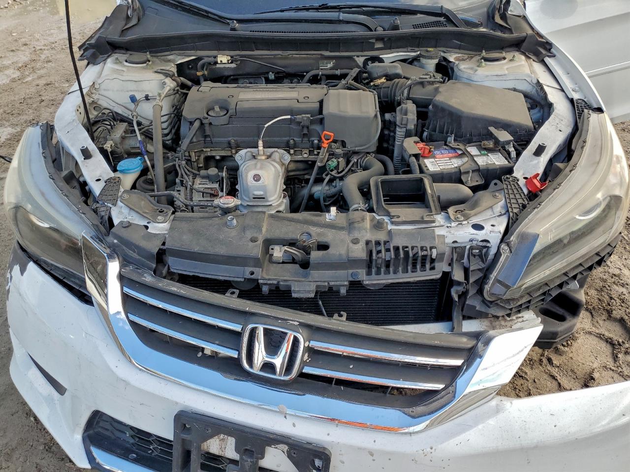 2015 Honda Accord Lx White vin: 1HGCR2F33FA217224