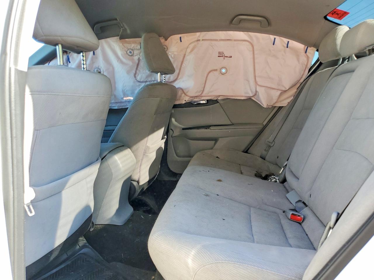 2015 Honda Accord Lx White vin: 1HGCR2F33FA804295