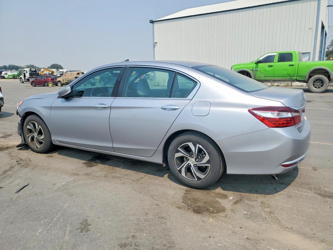 2016 Honda Accord Silver vin: 1HGCR2F33GA059419