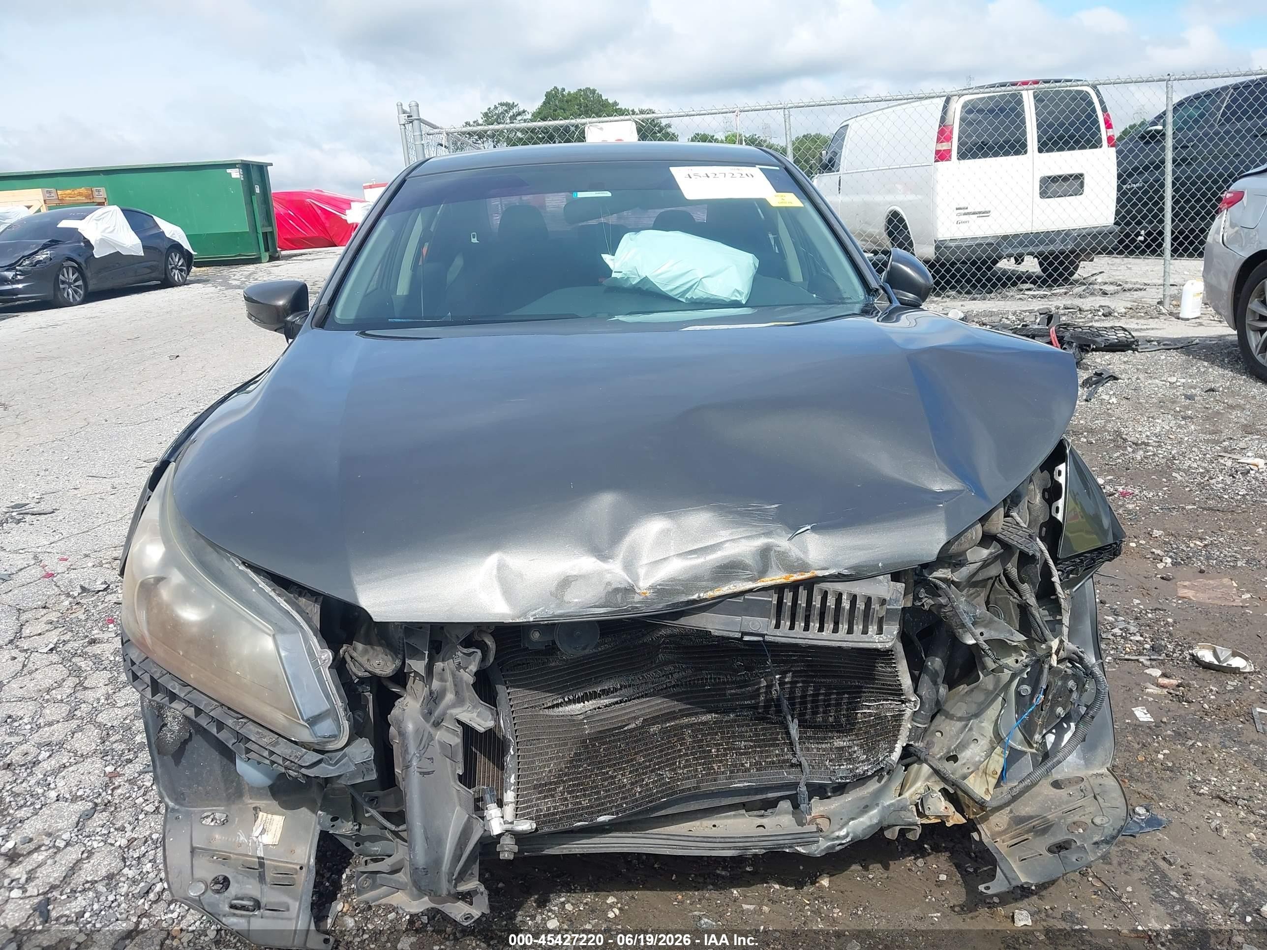 2013 Honda Accord Lx Gray vin: 1HGCR2F34DA024058