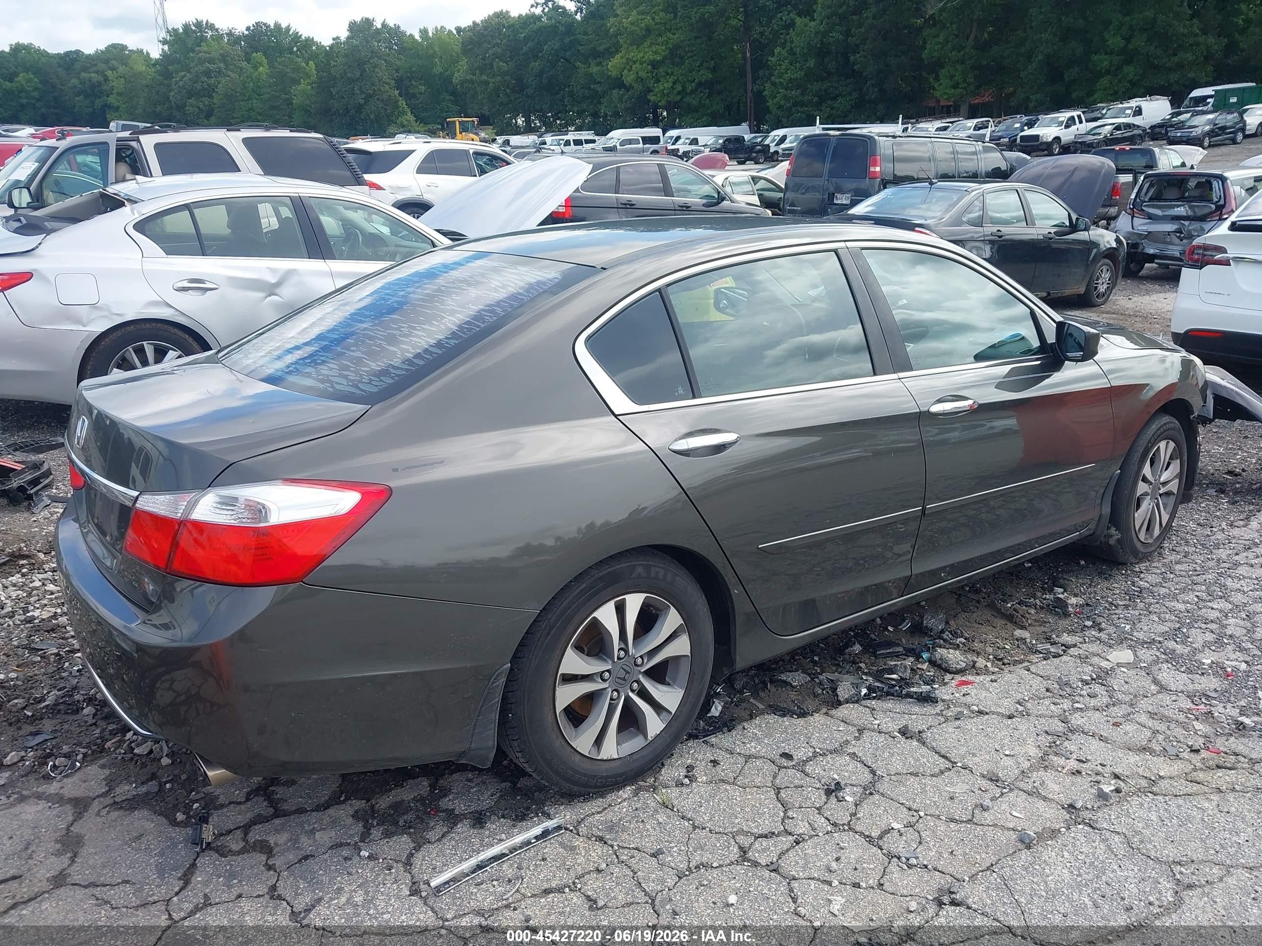 2013 Honda Accord Lx Gray vin: 1HGCR2F34DA024058