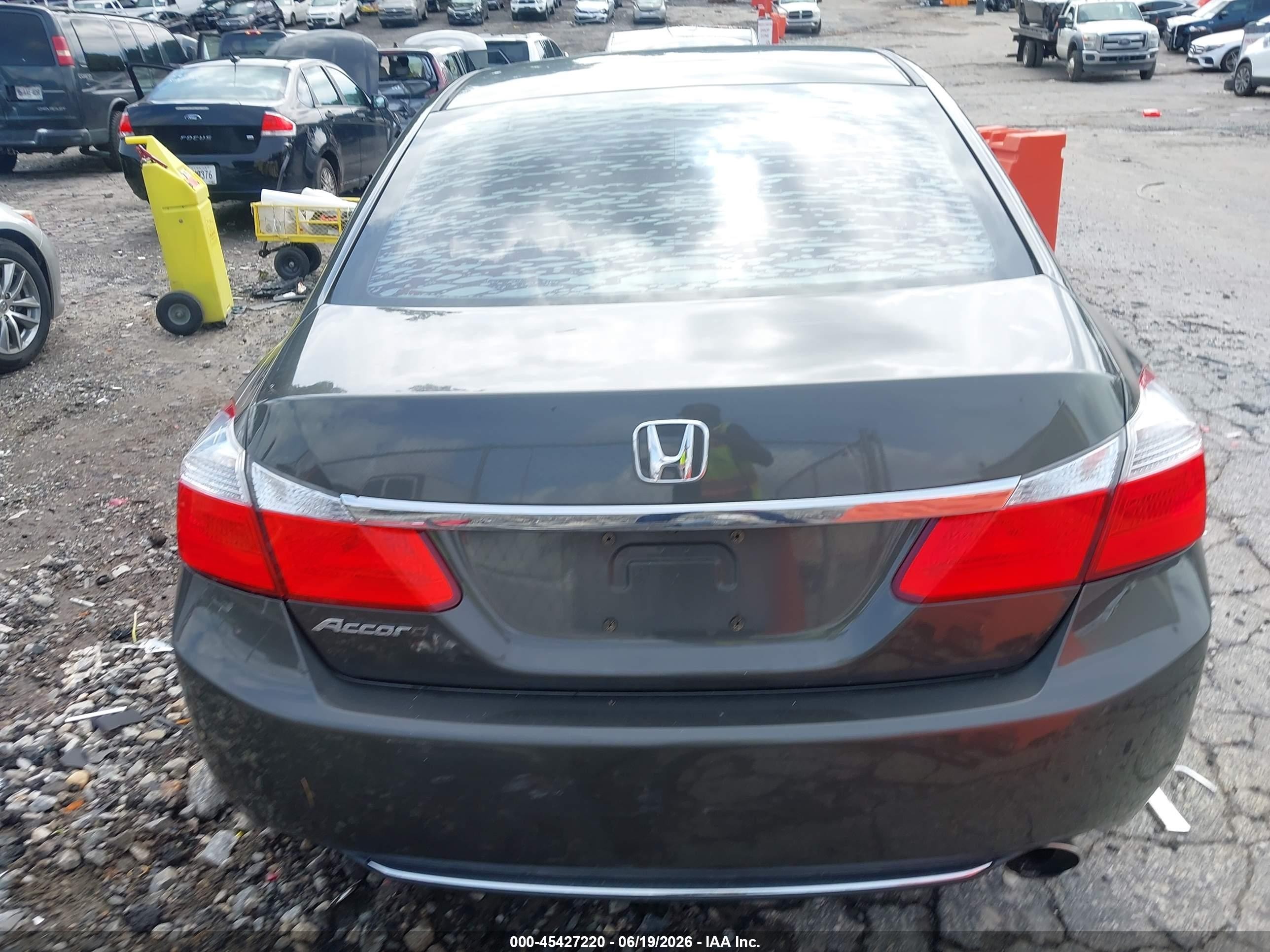 2013 Honda Accord Lx Gray vin: 1HGCR2F34DA024058