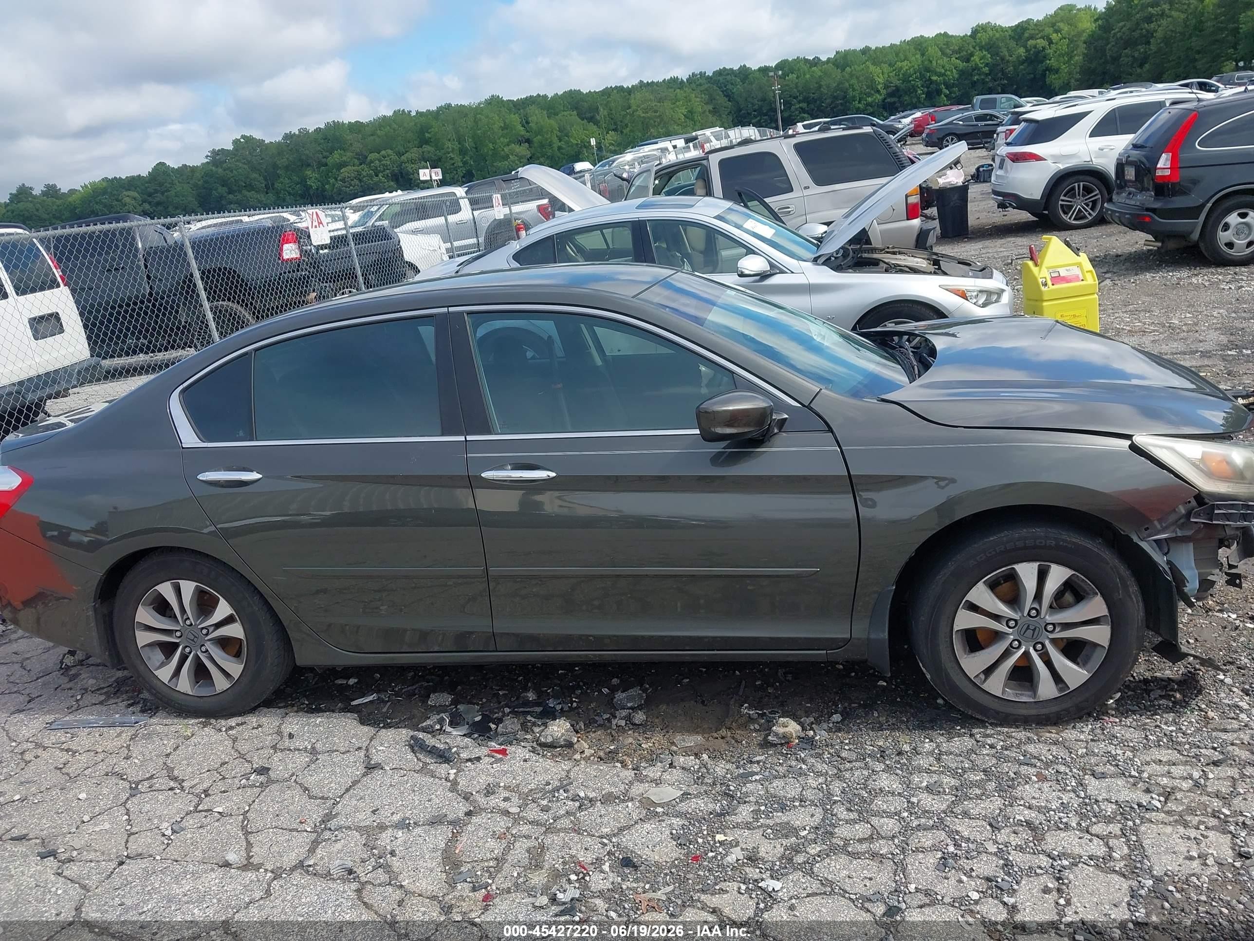 2013 Honda Accord Lx Gray vin: 1HGCR2F34DA024058