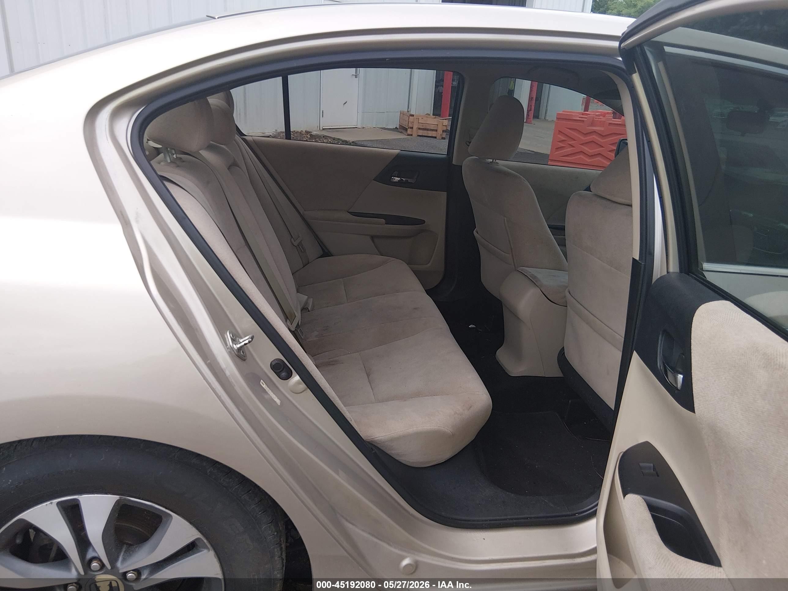 2013 Honda Accord Lx Champagne vin: 1HGCR2F34DA075396