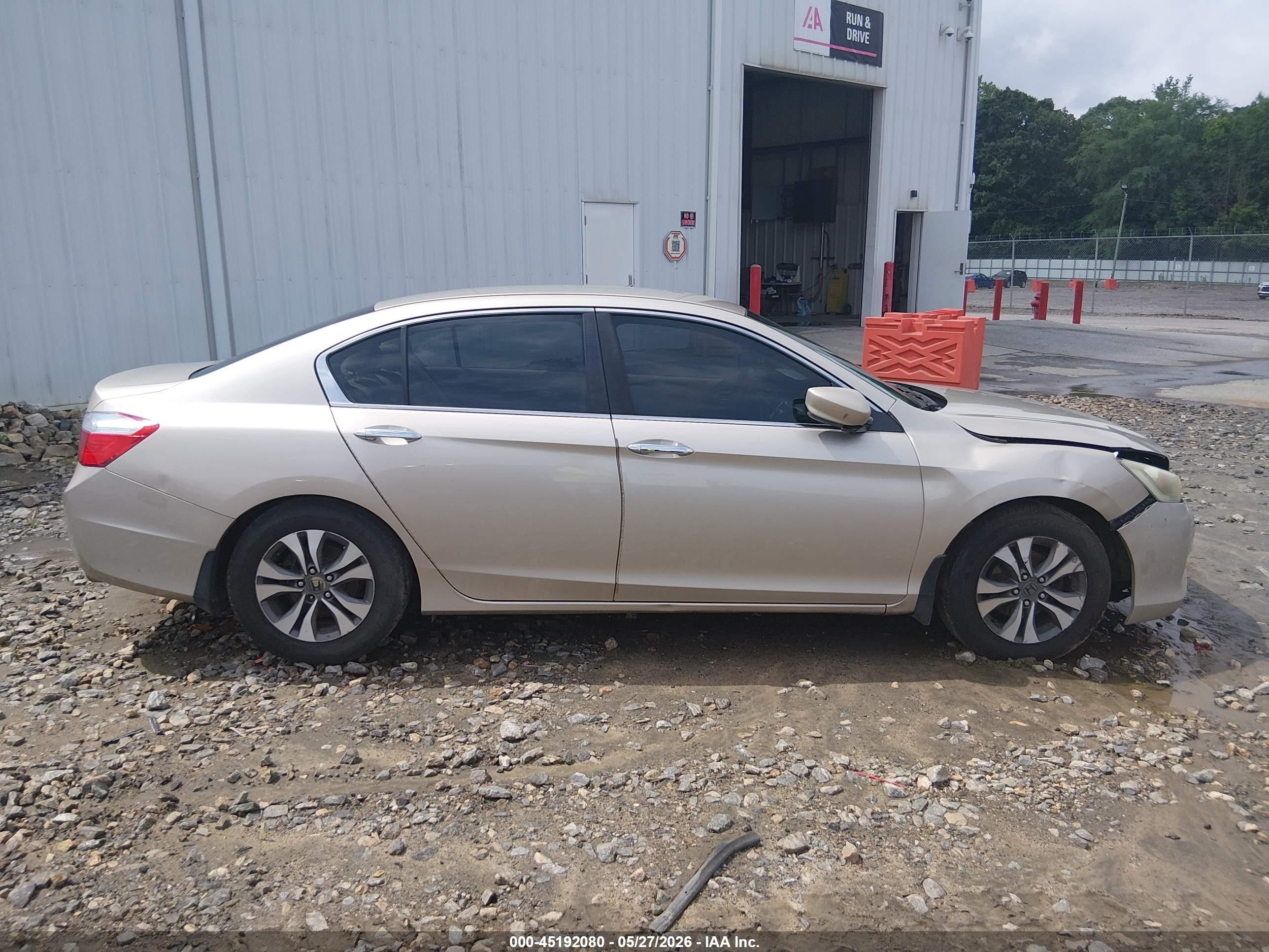 2013 Honda Accord Lx Champagne vin: 1HGCR2F34DA075396