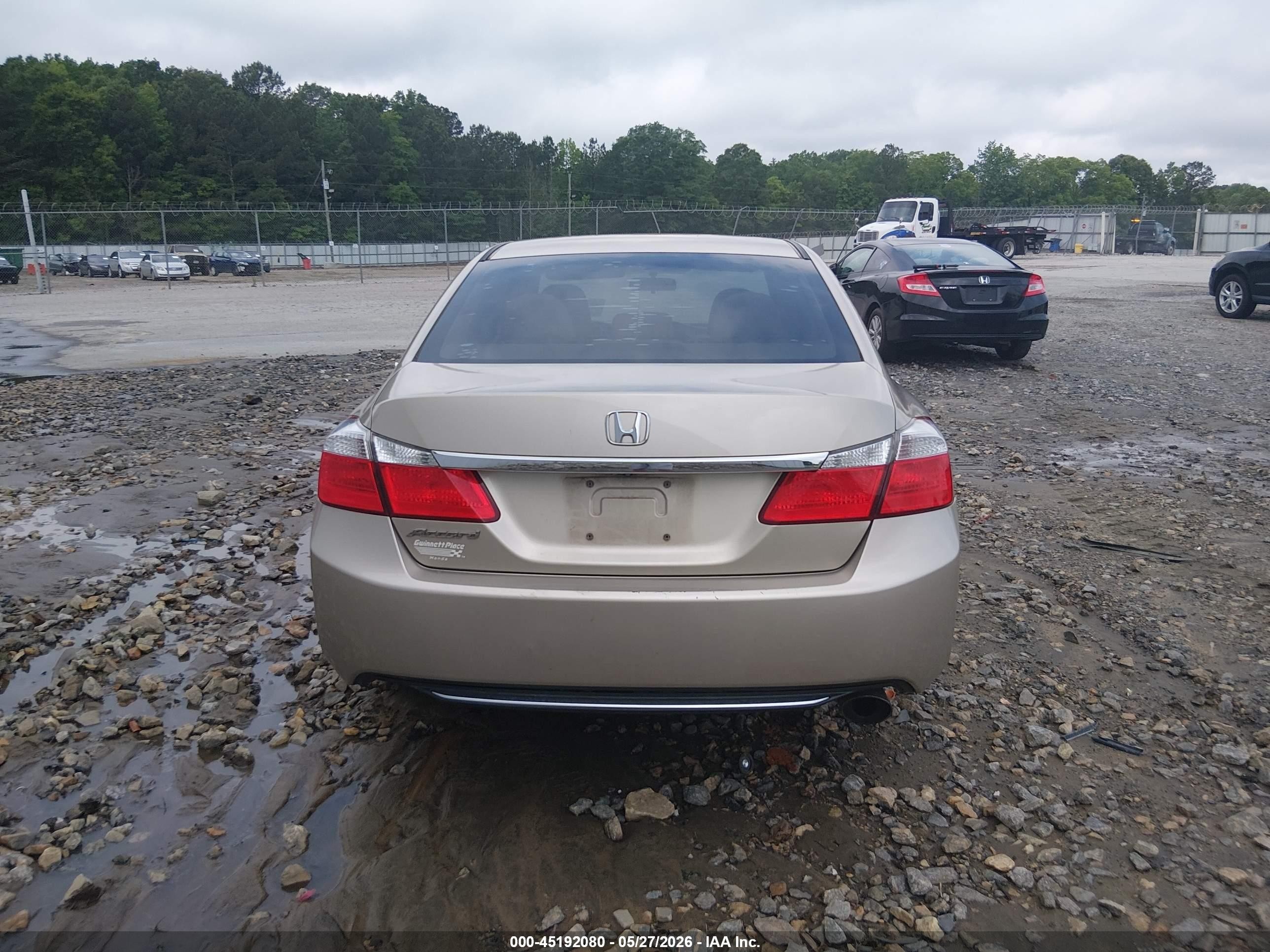 2013 Honda Accord Lx Champagne vin: 1HGCR2F34DA075396