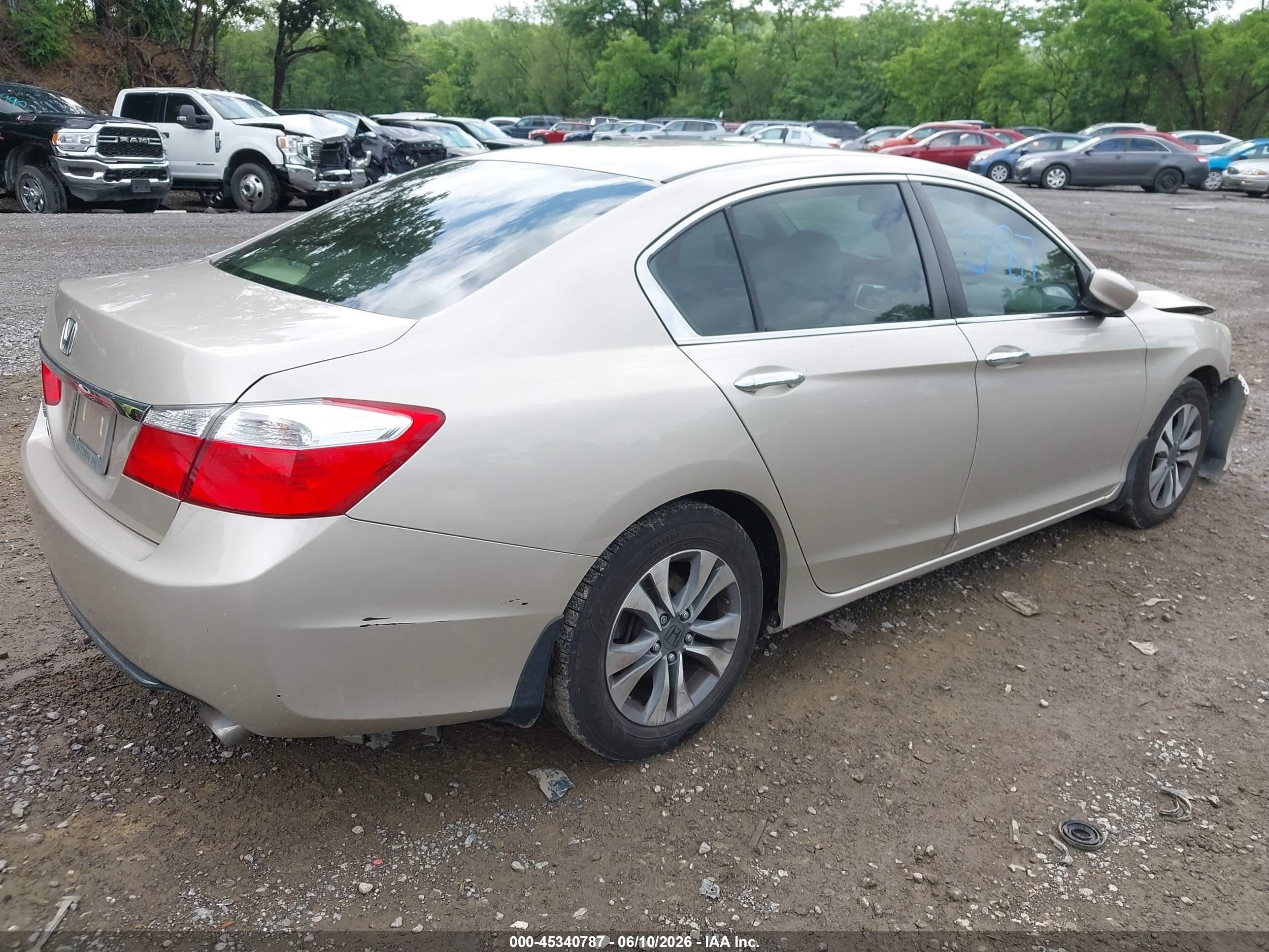 2013 Honda Accord Lx Gold vin: 1HGCR2F34DA089010