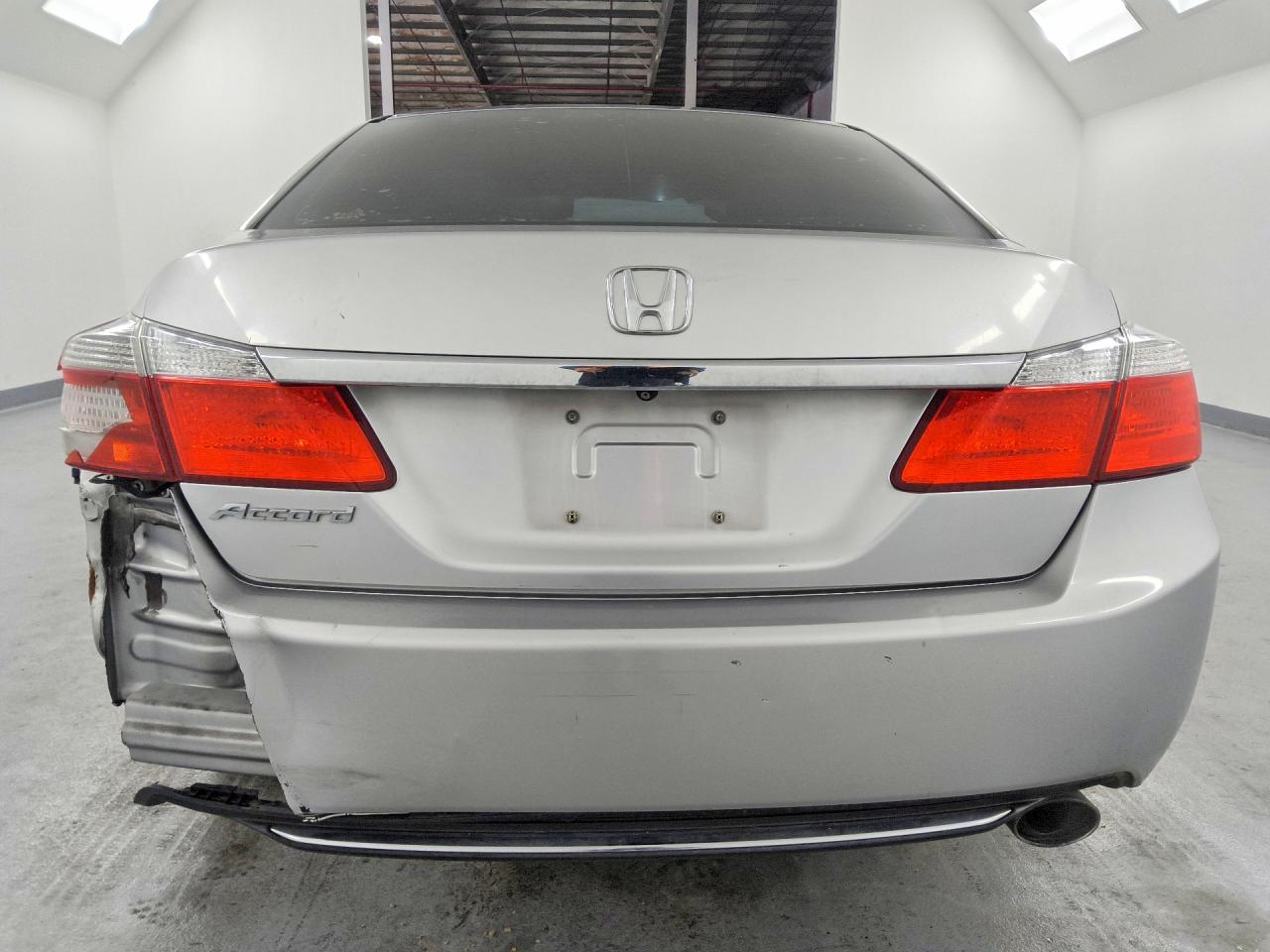 2013 Honda Accord Lx Silver vin: 1HGCR2F34DA129070