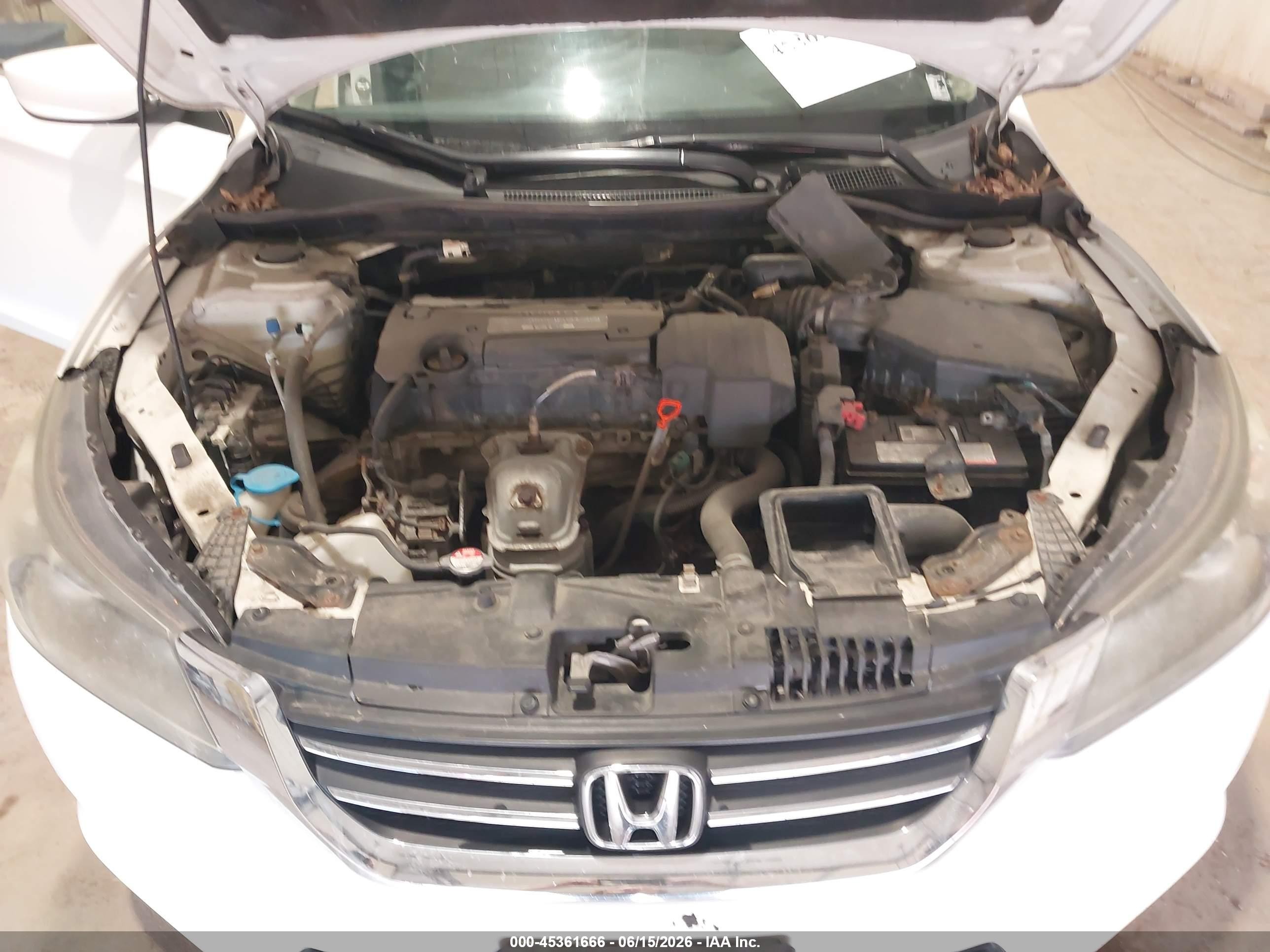 2013 Honda Accord Lx Белый vin: 1HGCR2F34DA163400