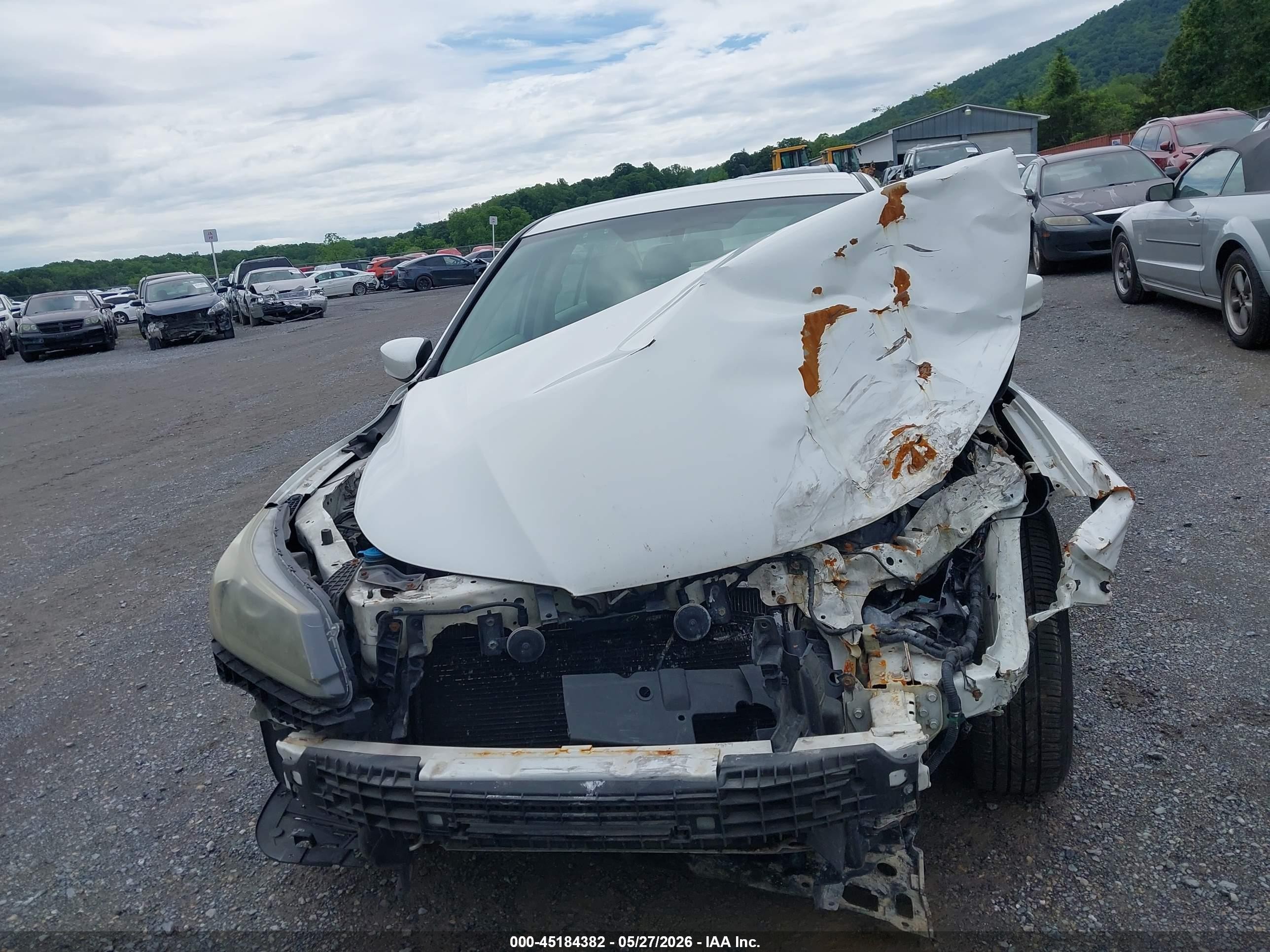 2013 Honda Accord Lx White vin: 1HGCR2F34DA176552