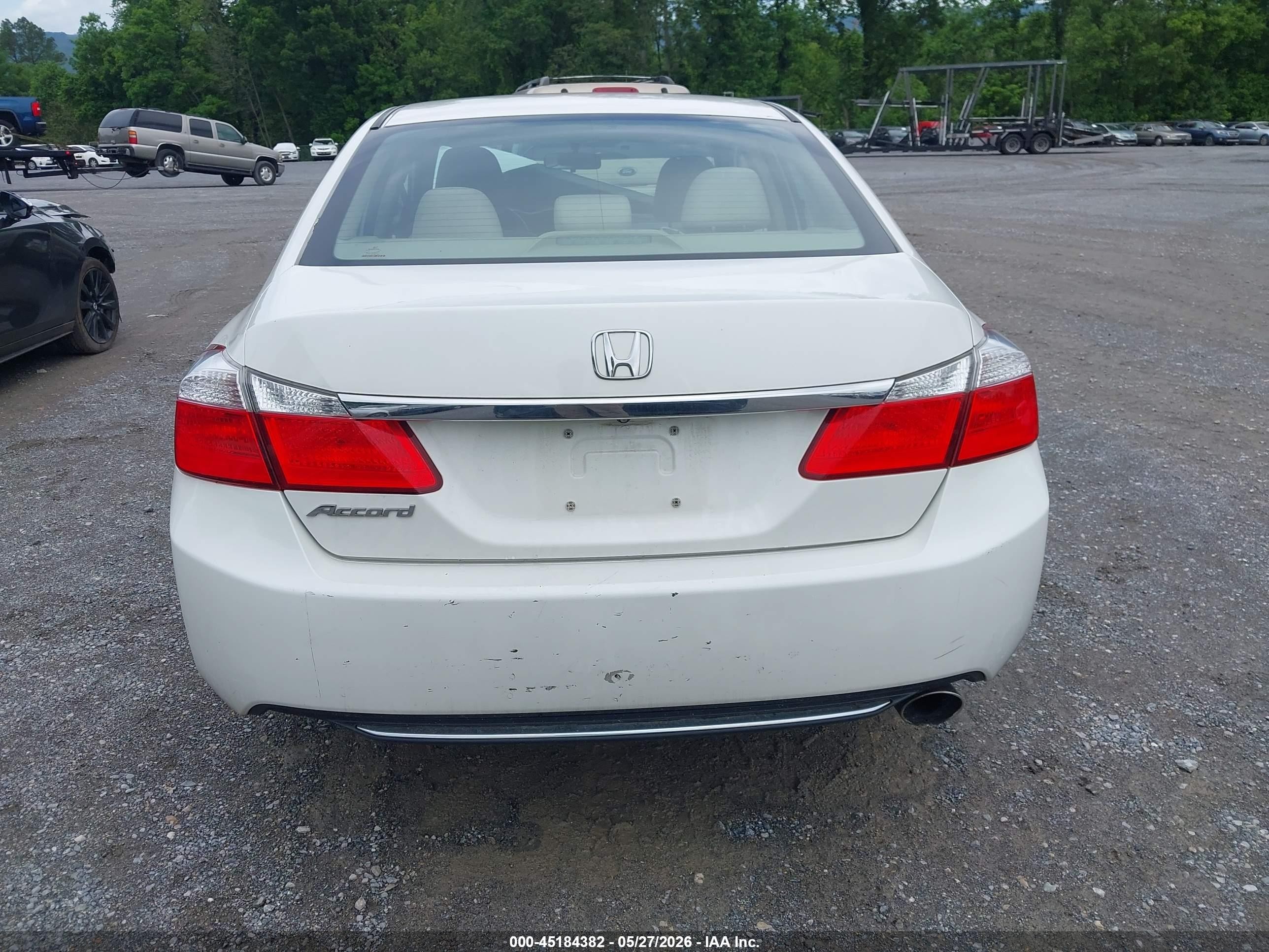 2013 Honda Accord Lx White vin: 1HGCR2F34DA176552