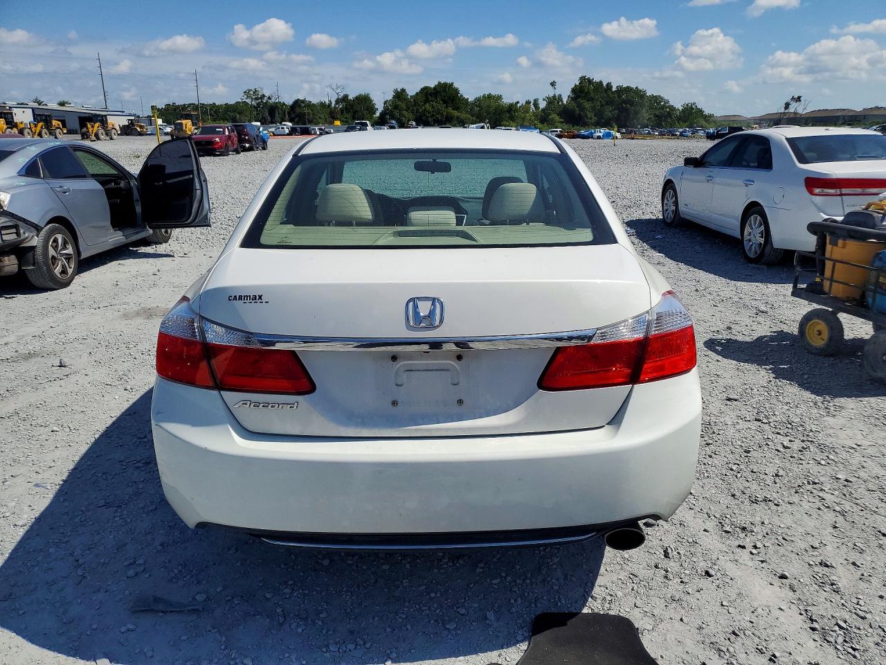 2013 Honda Accord Lx White vin: 1HGCR2F34DA212448