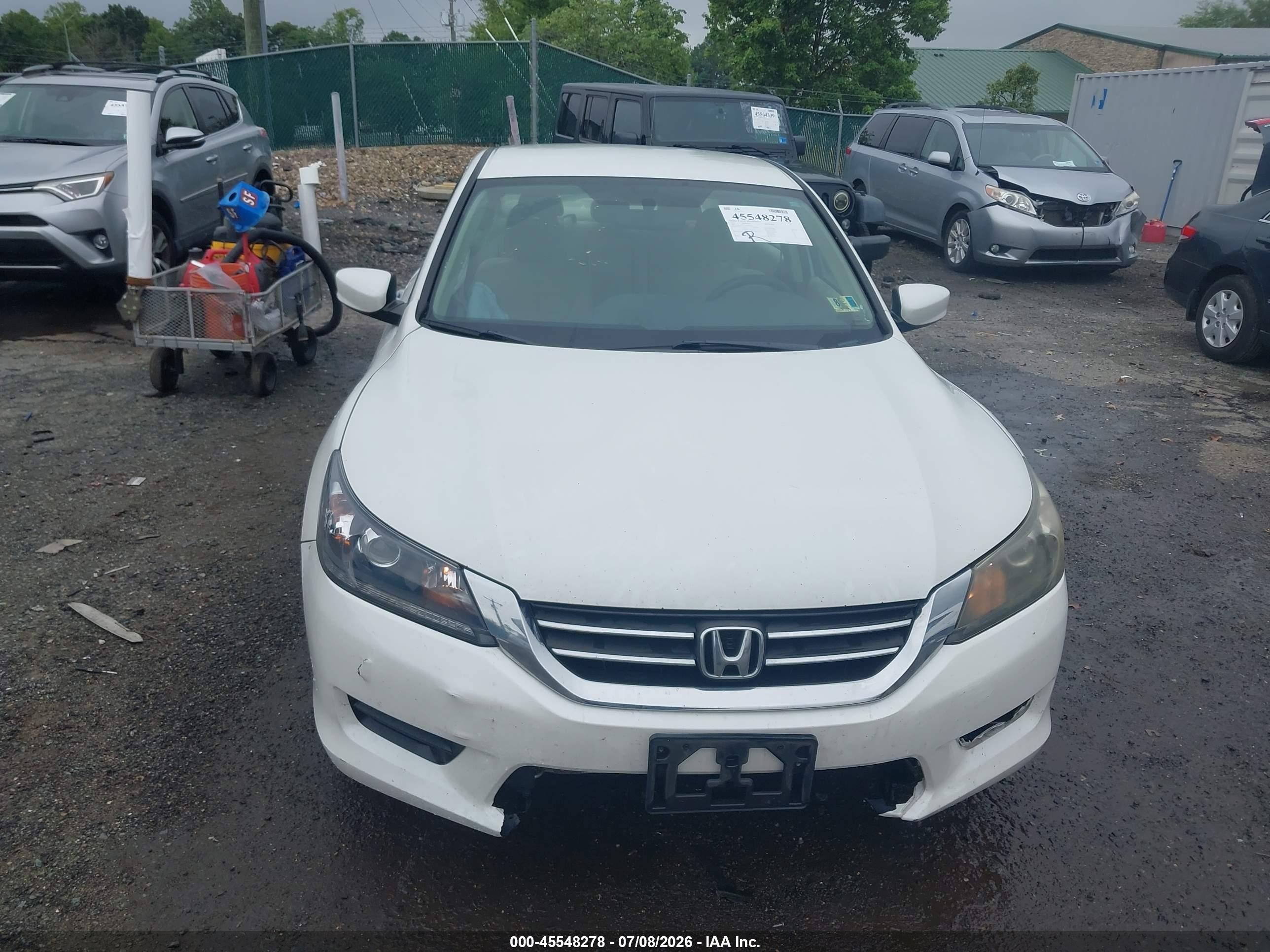 2013 Honda Accord Lx White vin: 1HGCR2F34DA230724